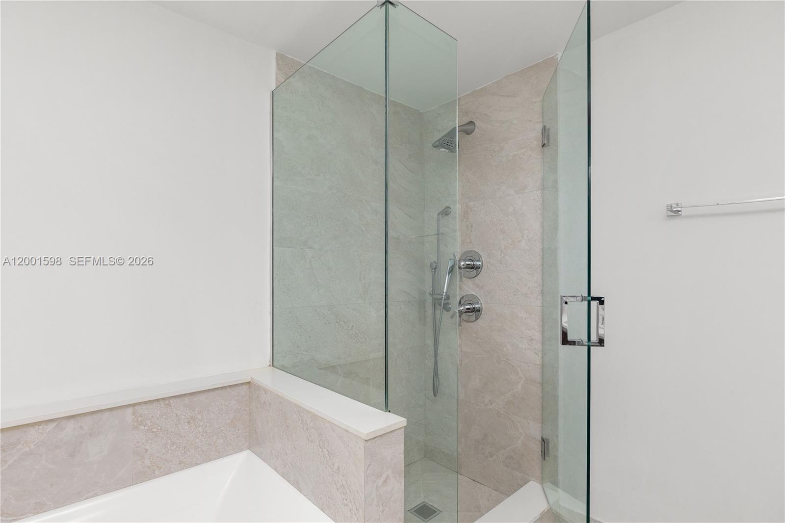 ARIA ON THE BAY CONDO - Residential Lease