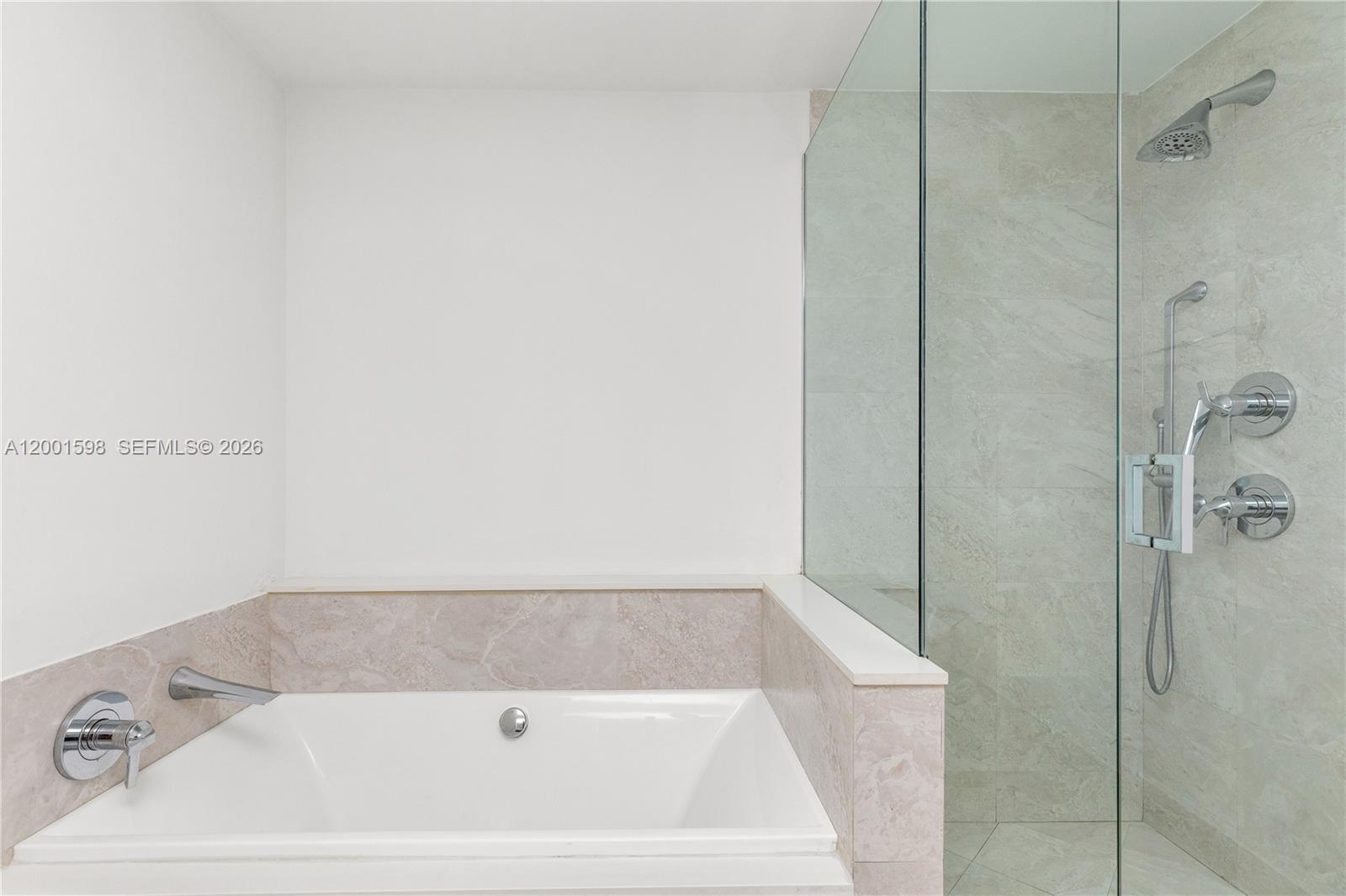 ARIA ON THE BAY CONDO - Residential Lease