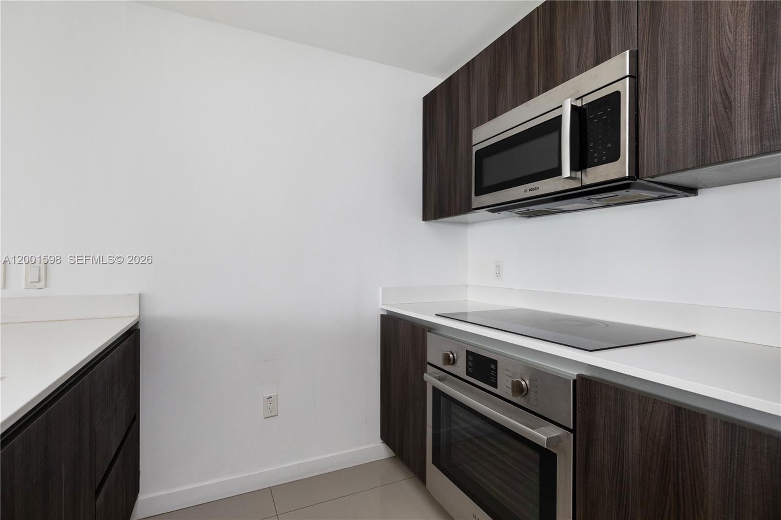 ARIA ON THE BAY CONDO - Residential Lease