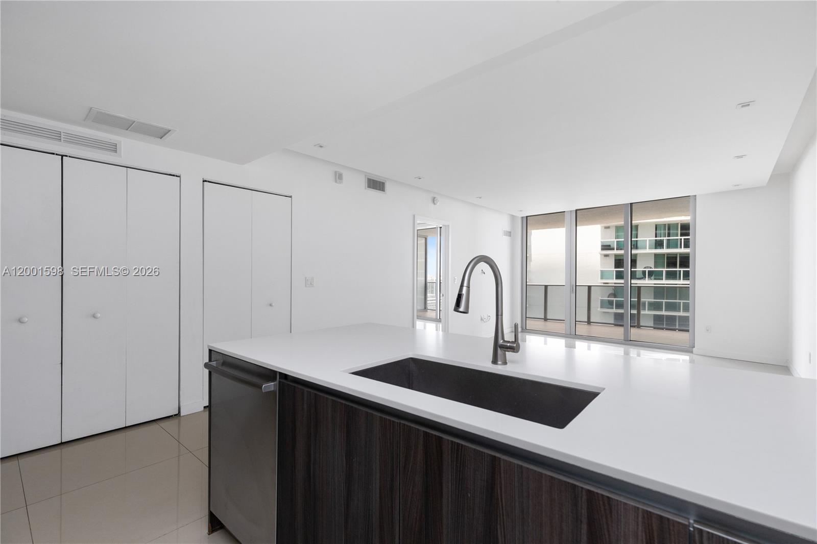 ARIA ON THE BAY CONDO - Residential Lease