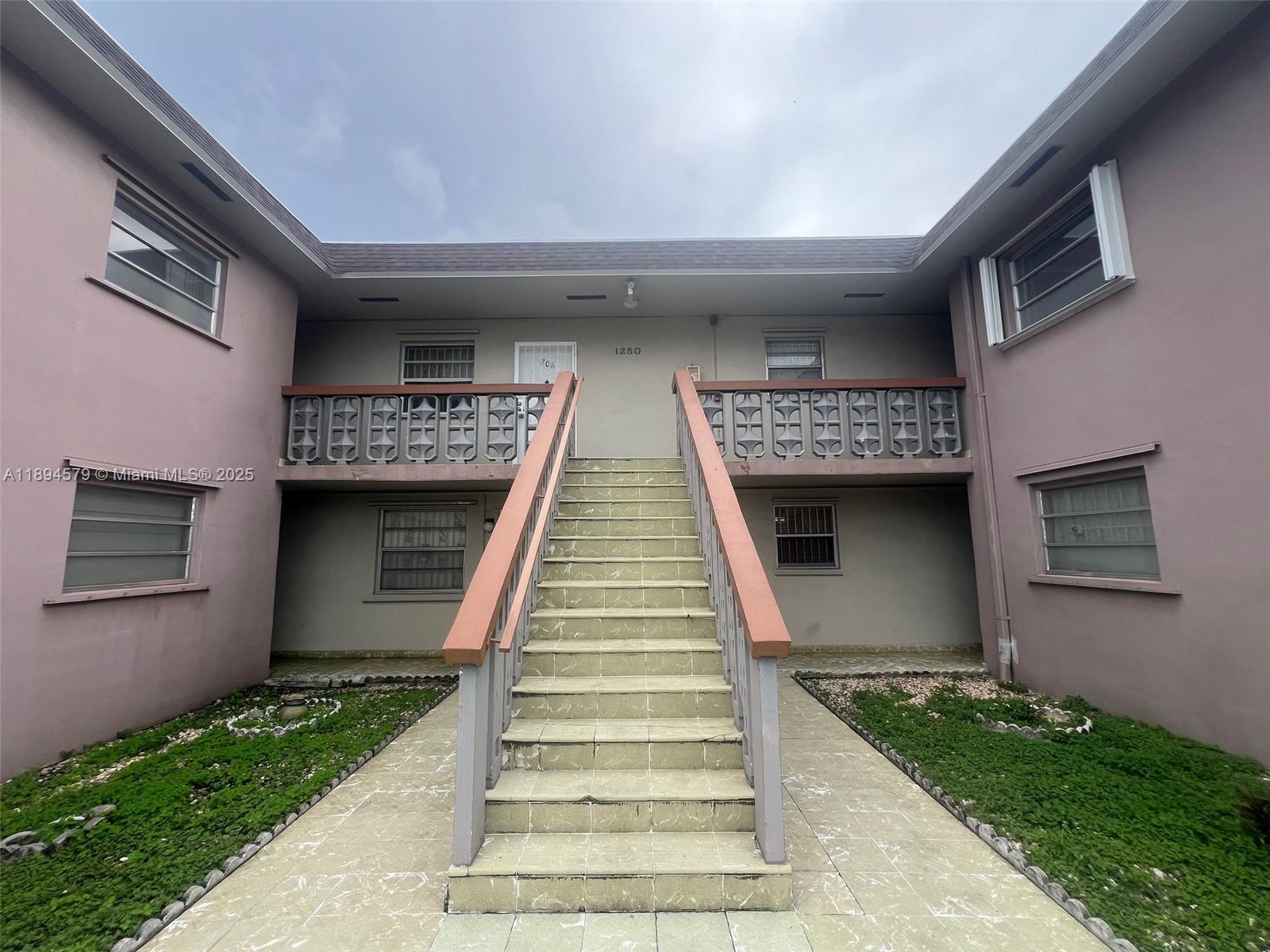 VARADERO CONDO - Residential
