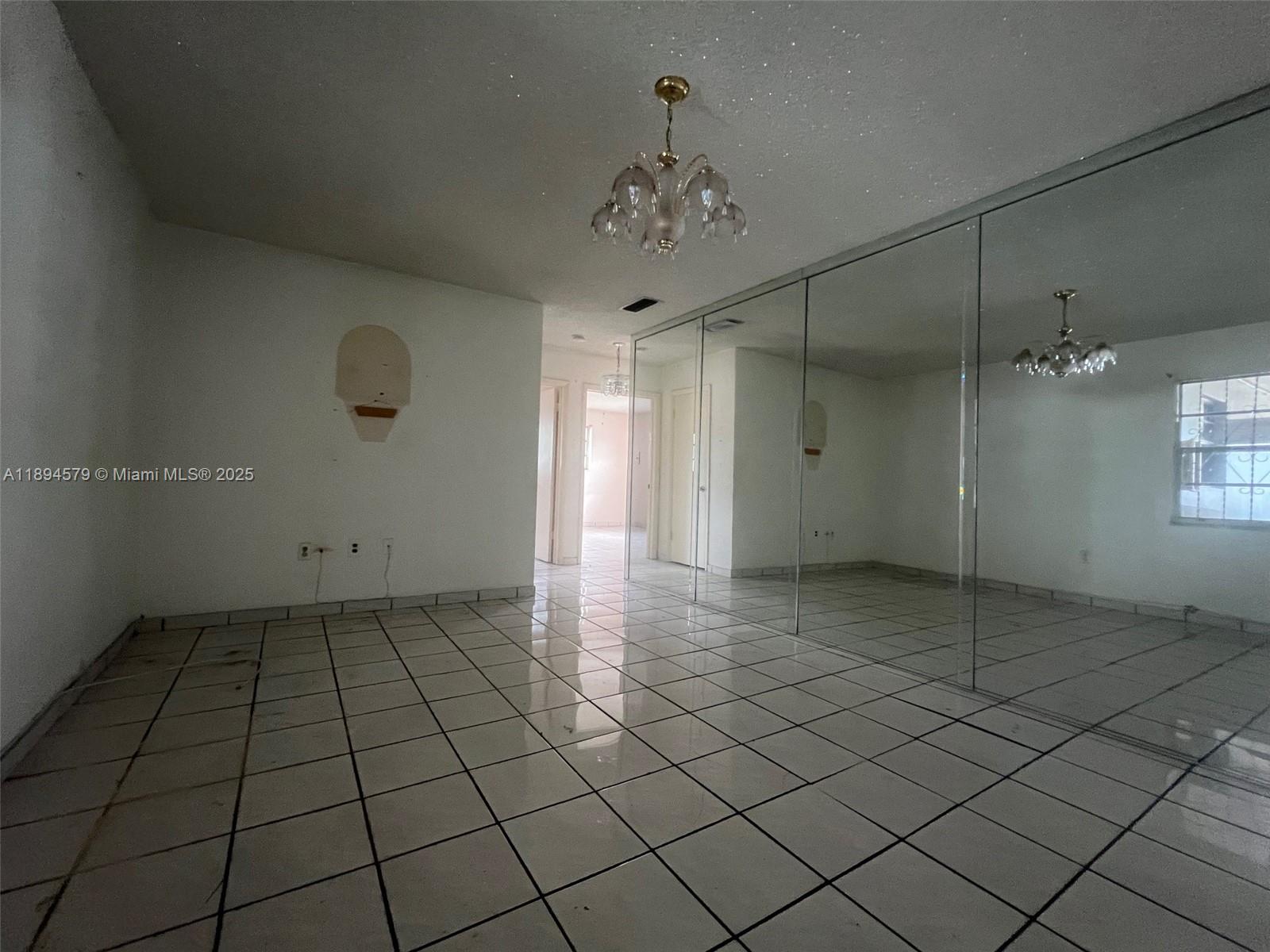 VARADERO CONDO - Residential
