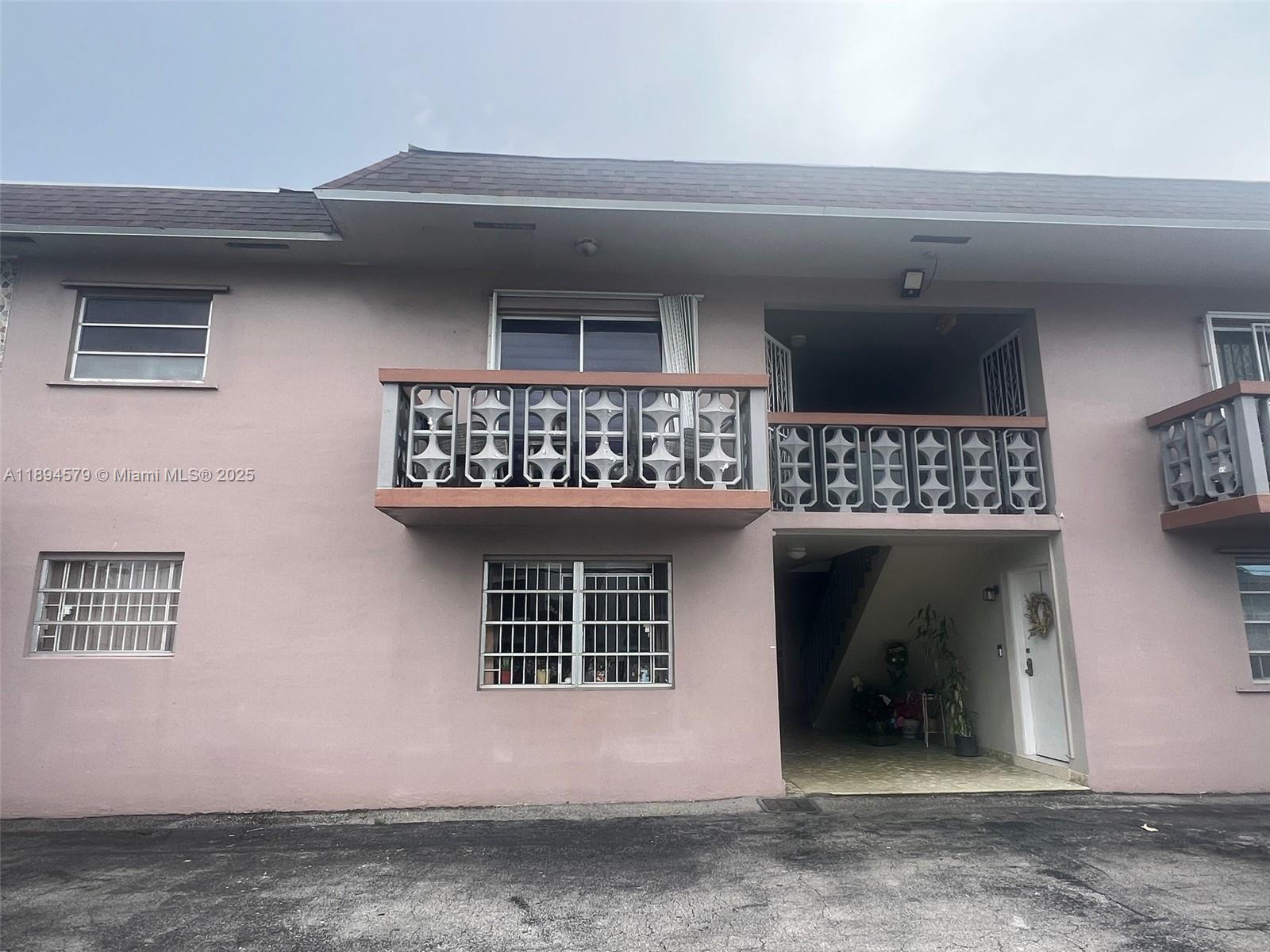 VARADERO CONDO - Residential