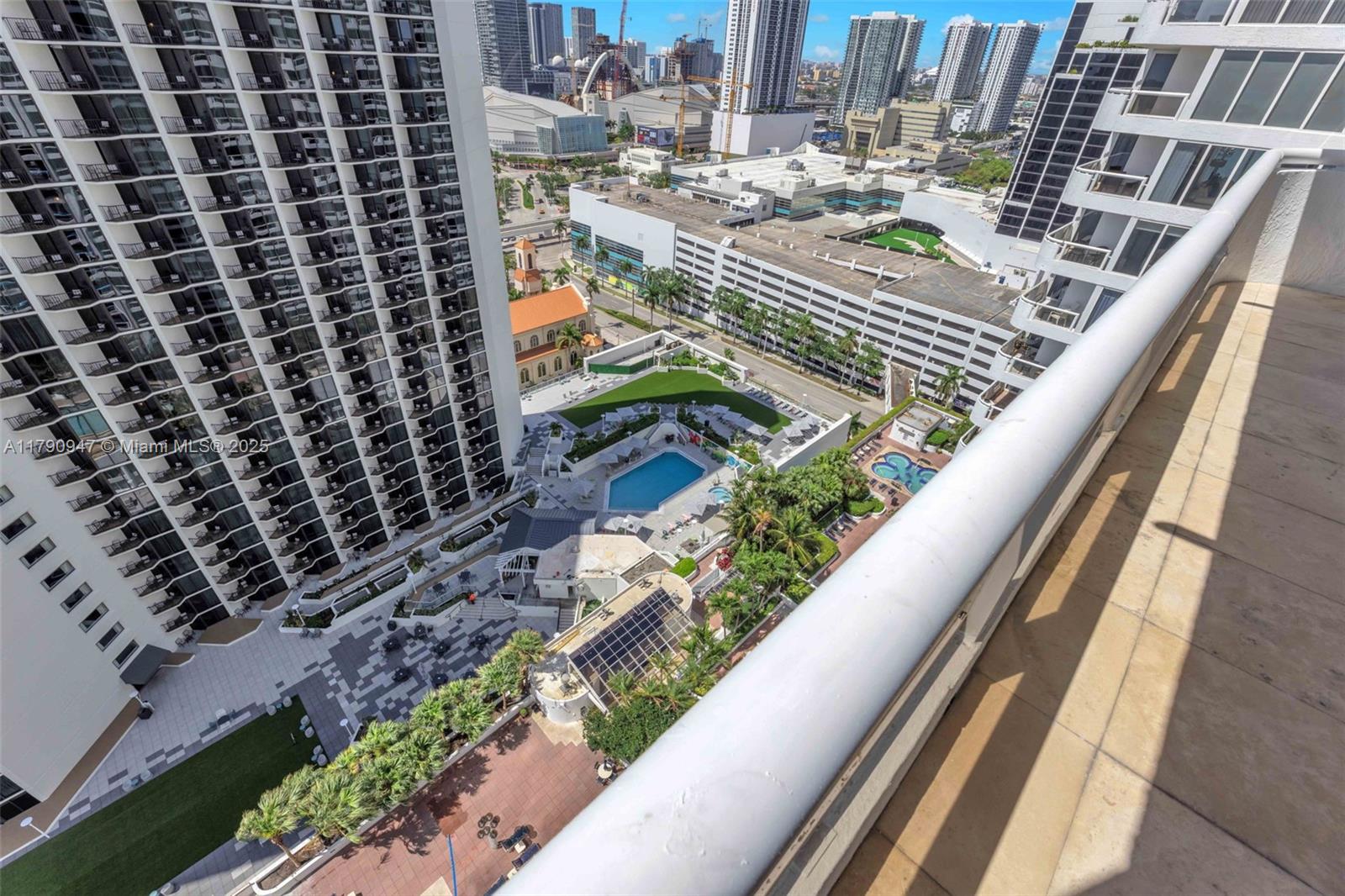 VENETIA CONDO - Residential