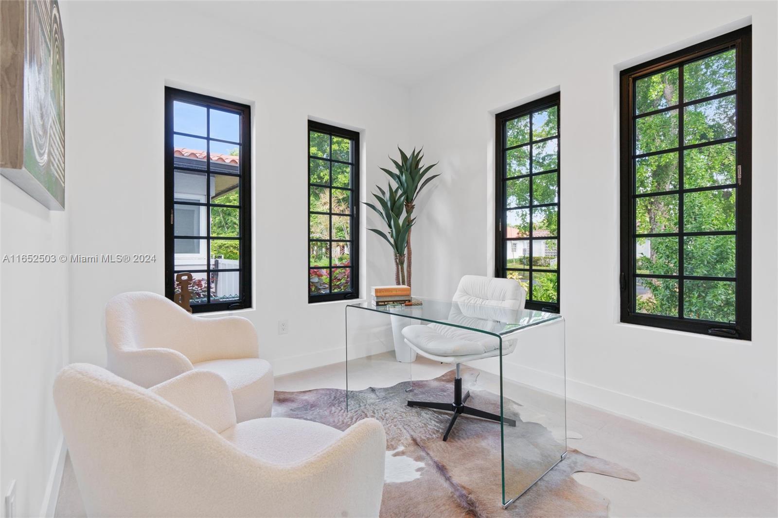 CORAL GROVES - Residential