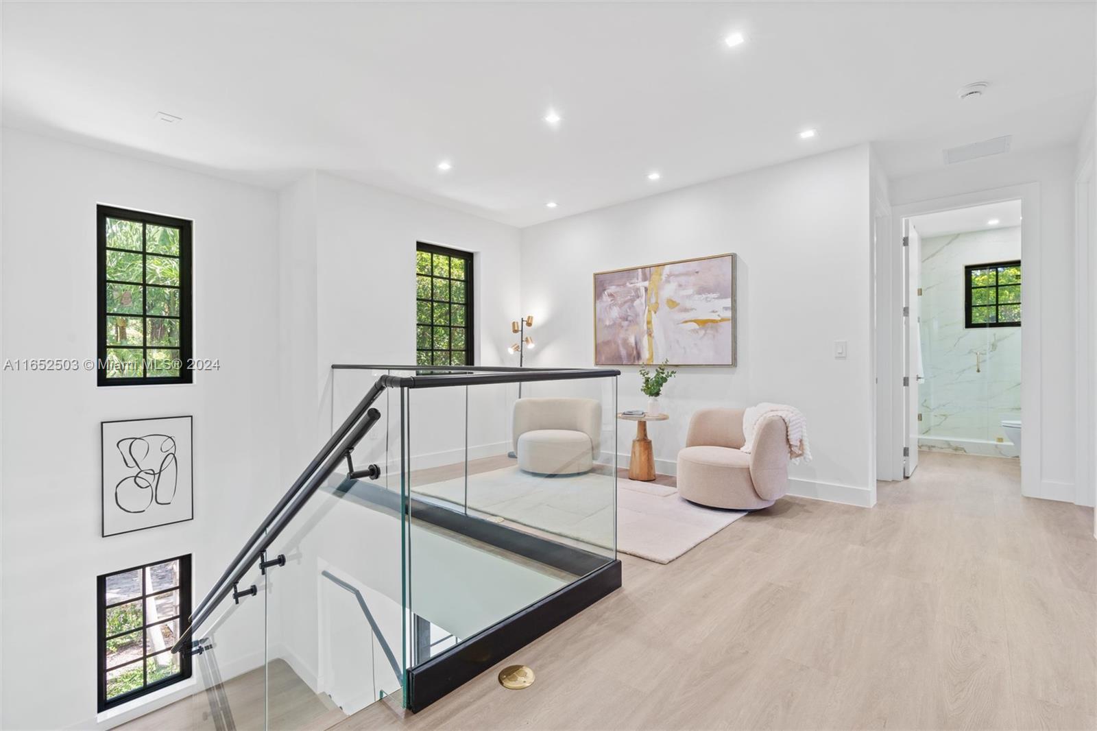 CORAL GROVES - Residential