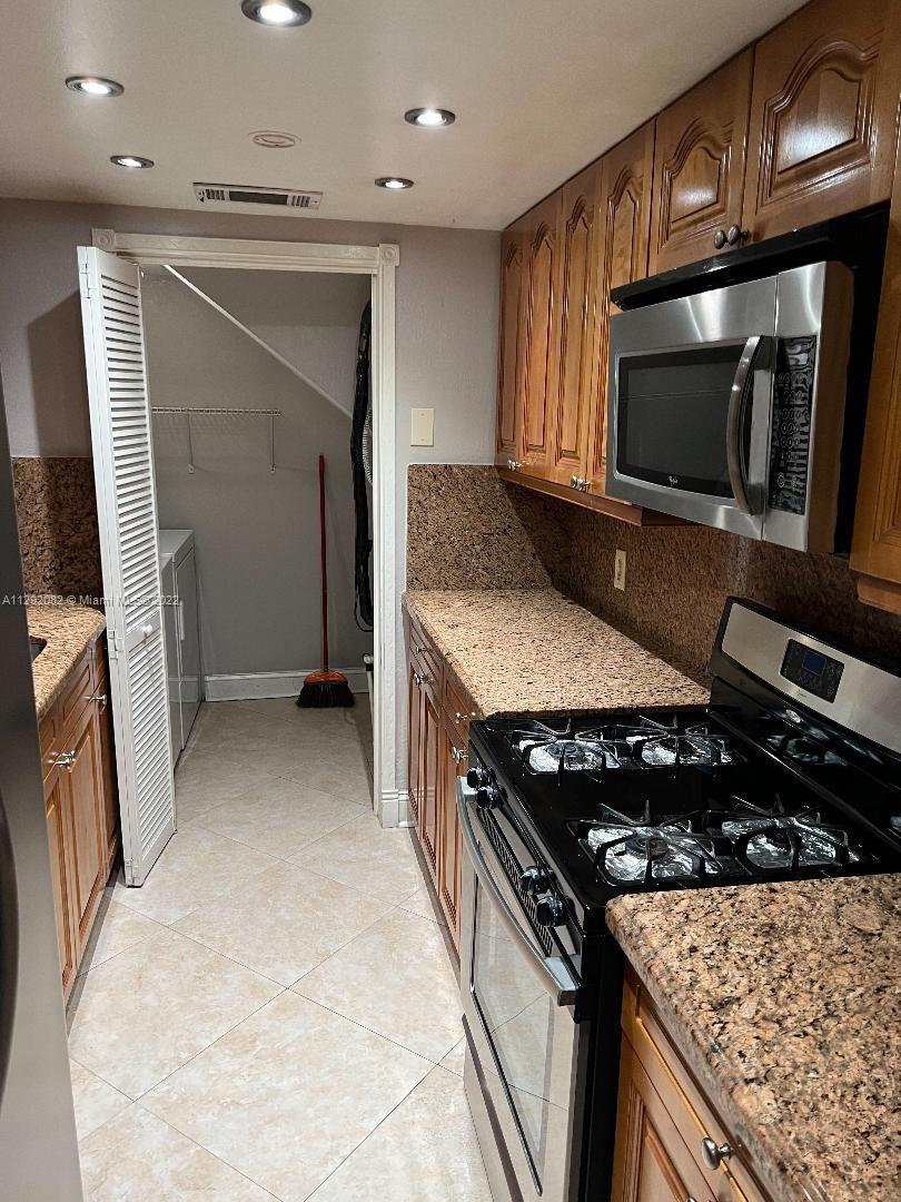 VILLA CATALINA CONDO - Residential Lease