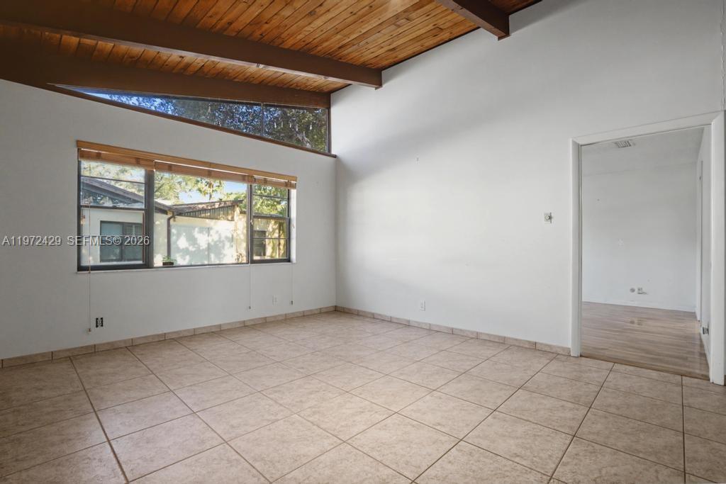 VILLAS AT CARRIAGE HILLS - Residential