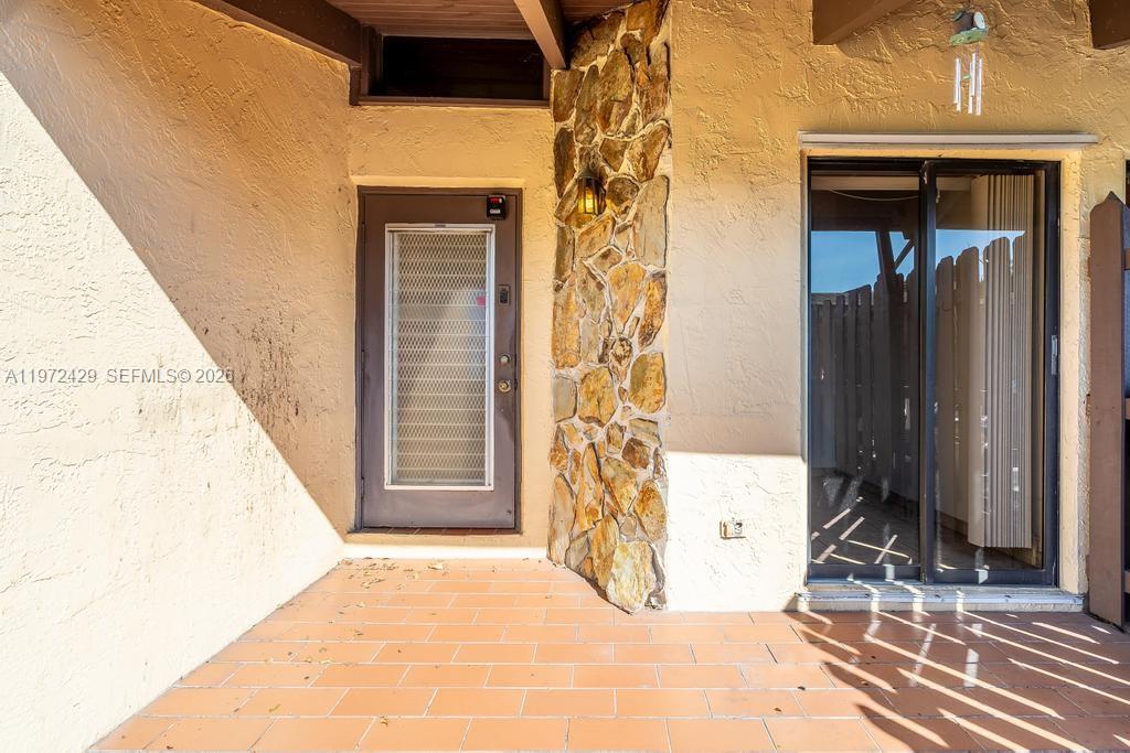 VILLAS AT CARRIAGE HILLS - Residential