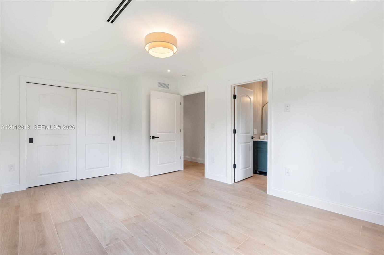 CORAL GABLES RIVIERA SEC - Residential