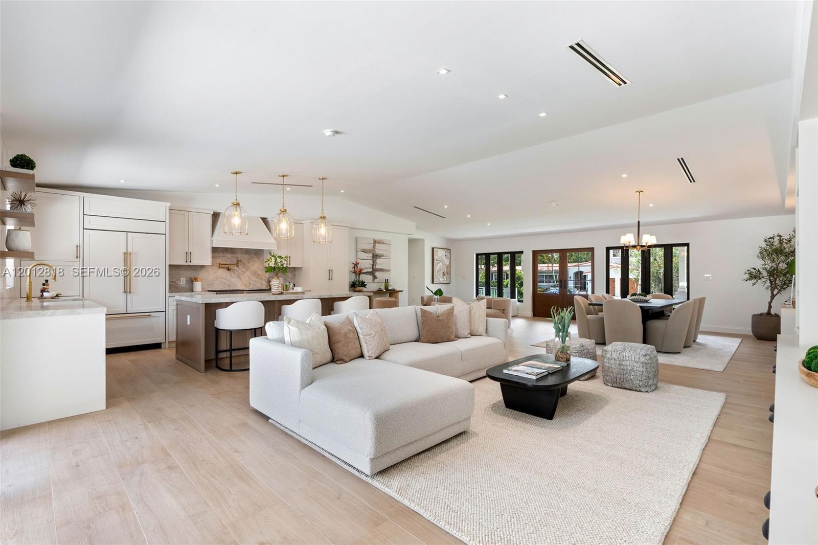 CORAL GABLES RIVIERA SEC - Residential