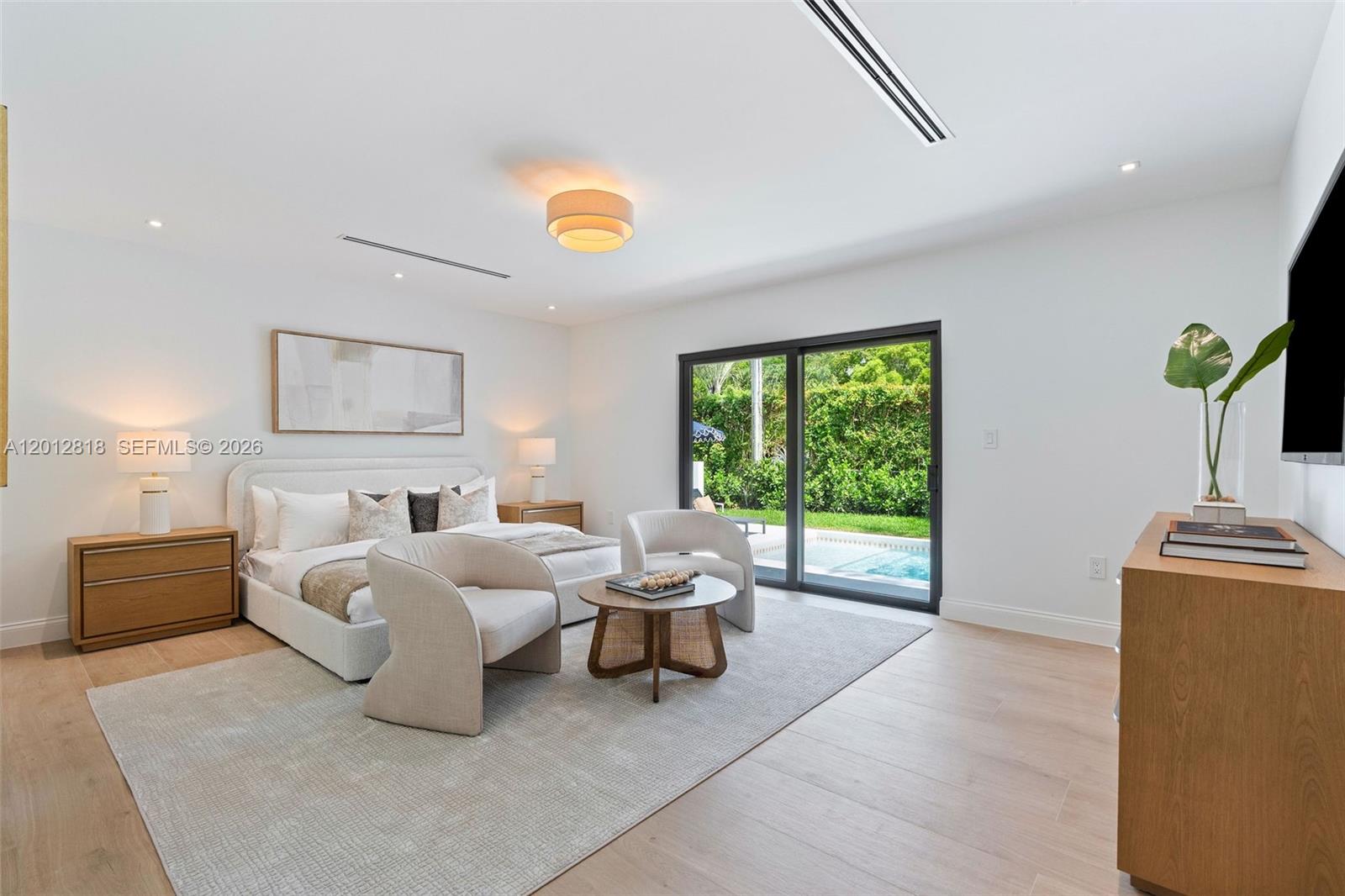 CORAL GABLES RIVIERA SEC - Residential
