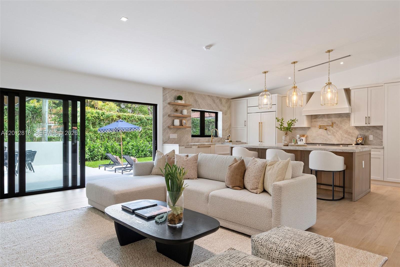 CORAL GABLES RIVIERA SEC - Residential