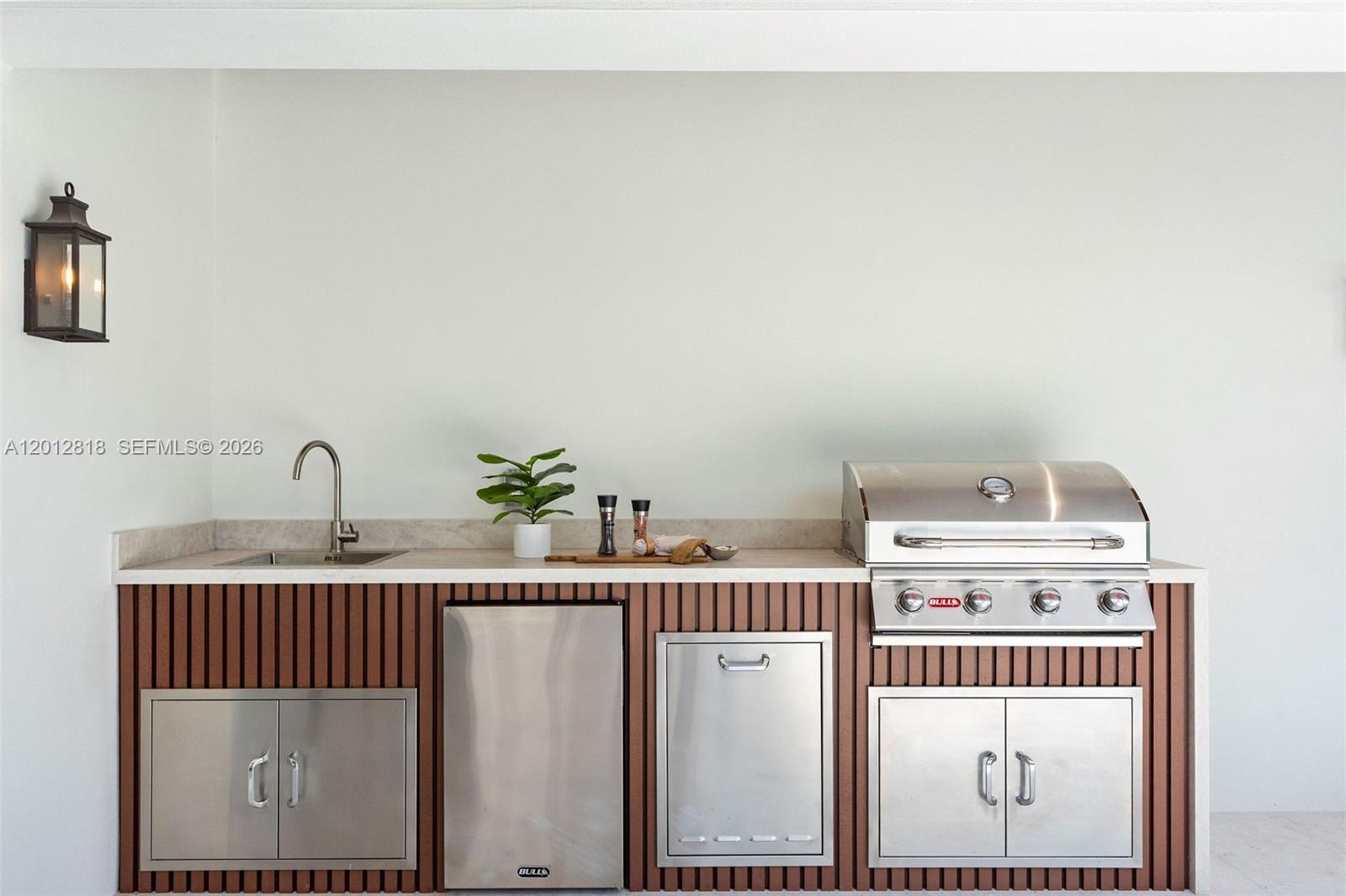 CORAL GABLES RIVIERA SEC - Residential