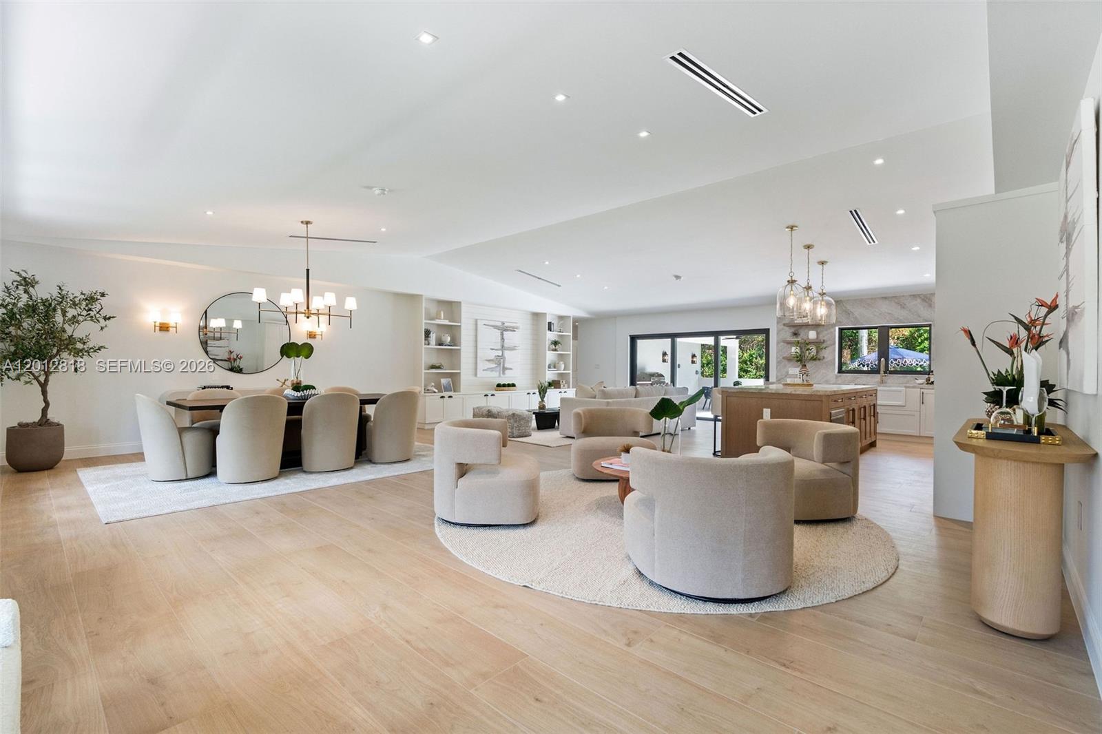 CORAL GABLES RIVIERA SEC - Residential