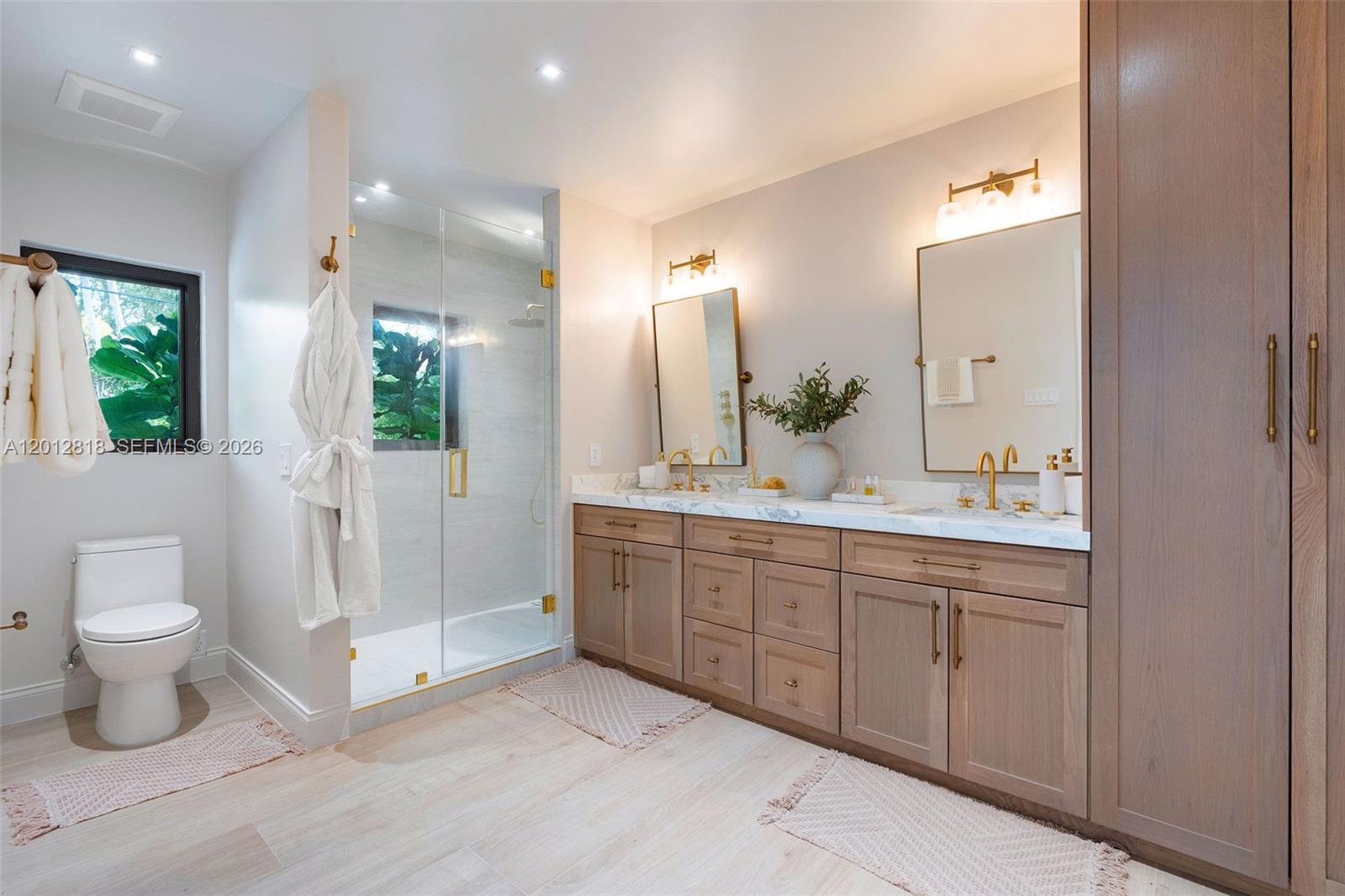CORAL GABLES RIVIERA SEC - Residential