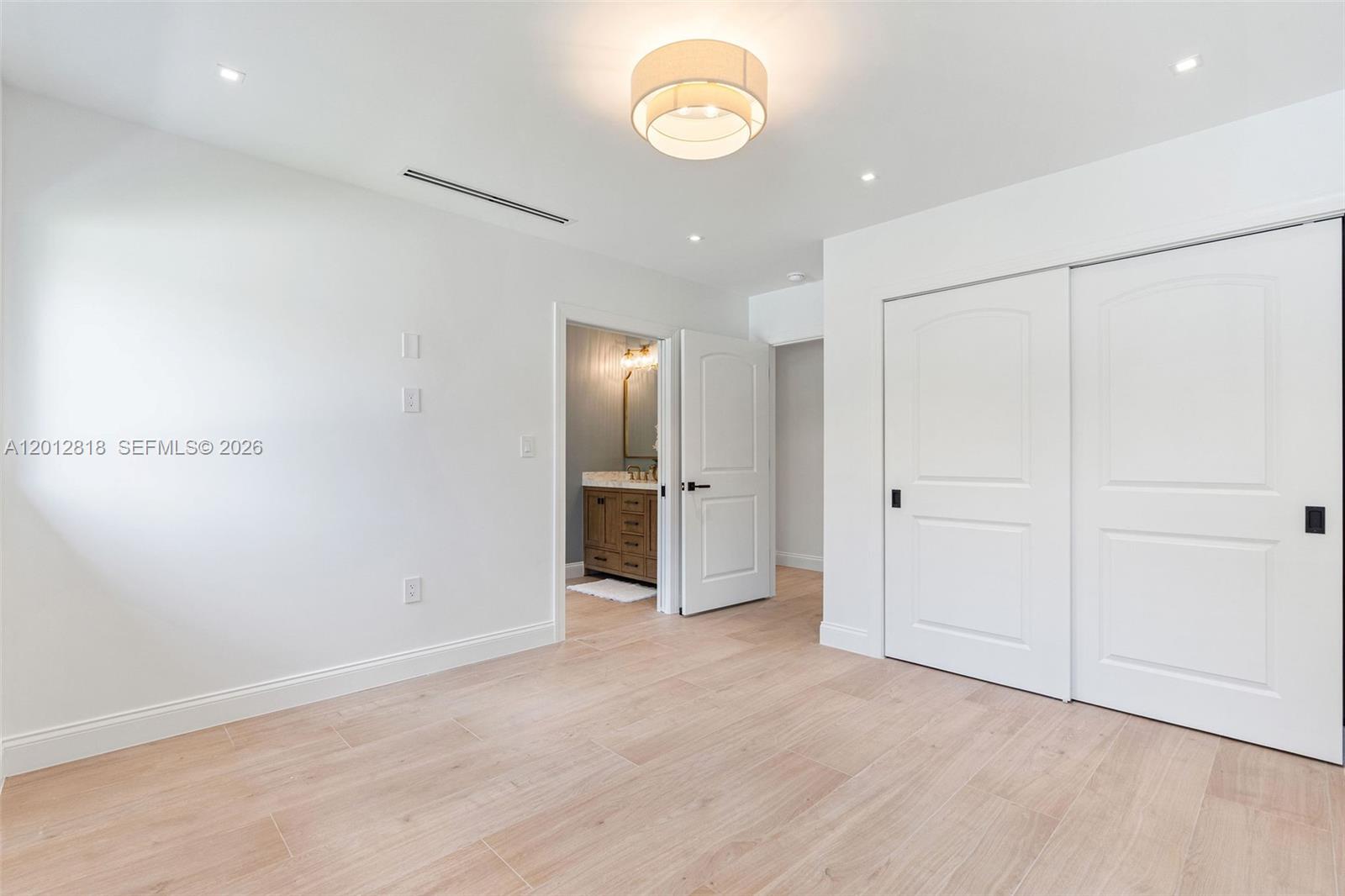 CORAL GABLES RIVIERA SEC - Residential