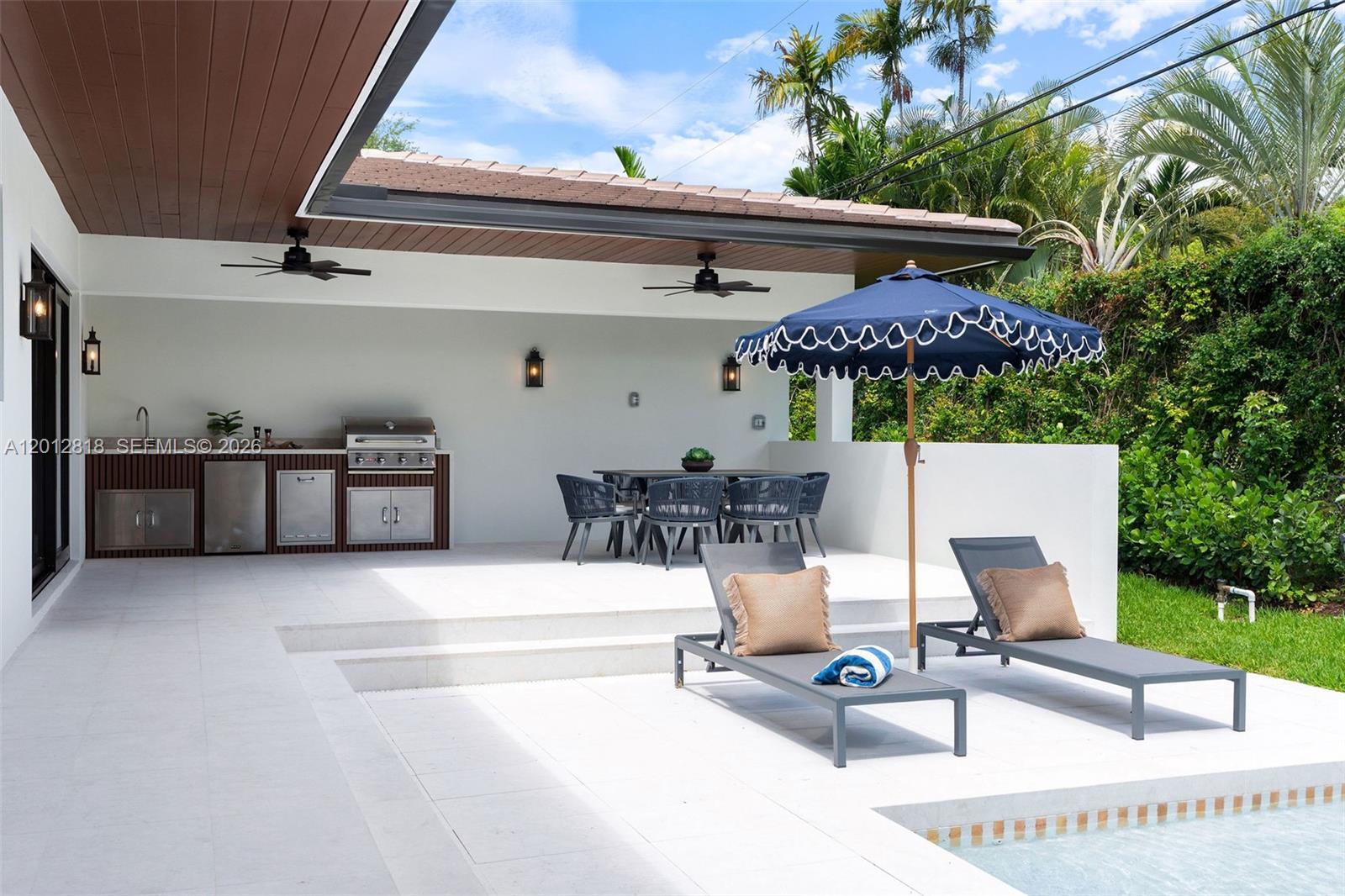 CORAL GABLES RIVIERA SEC - Residential