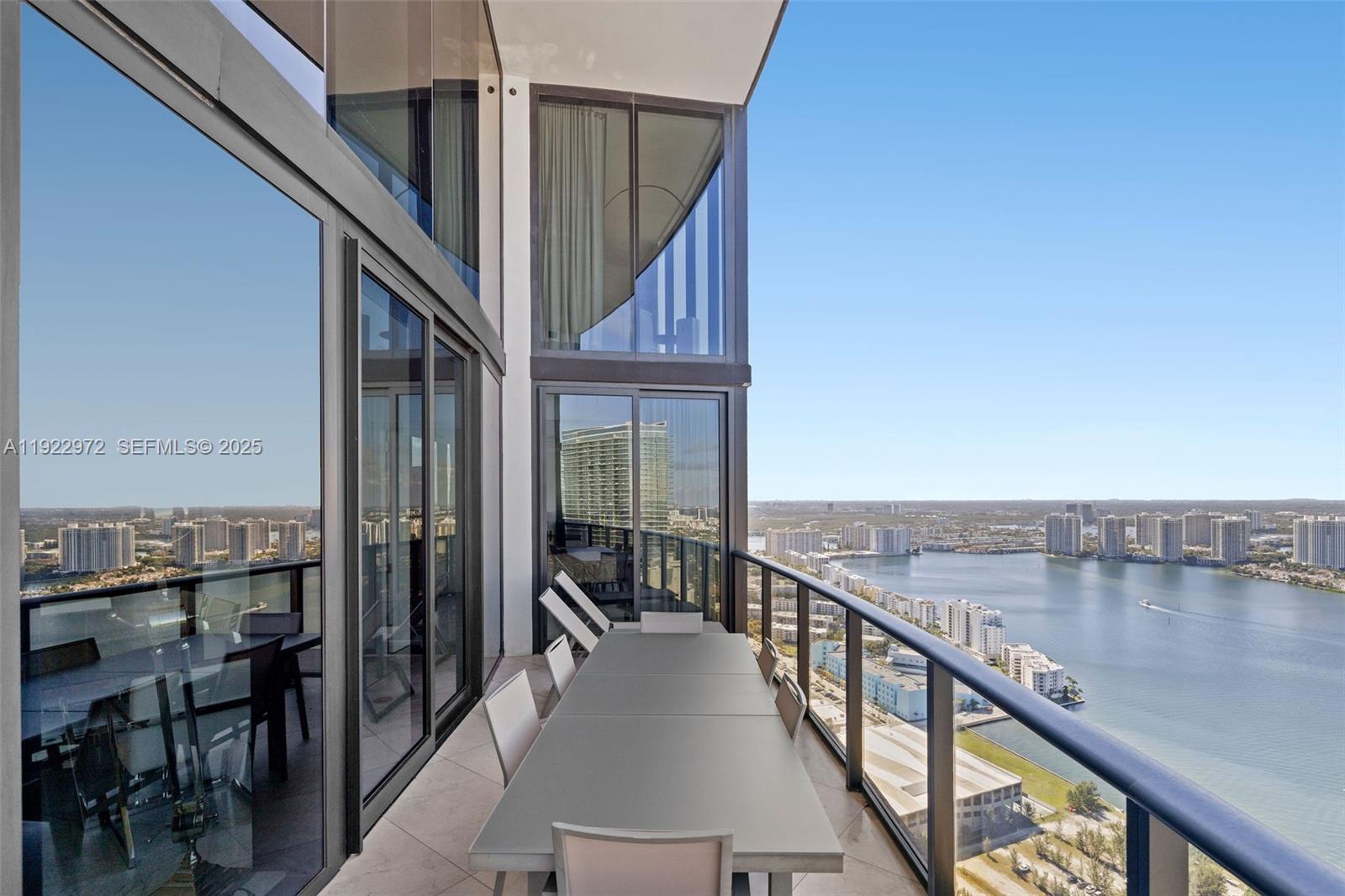 18555 COLLINS AVENUE COND - Residential Lease