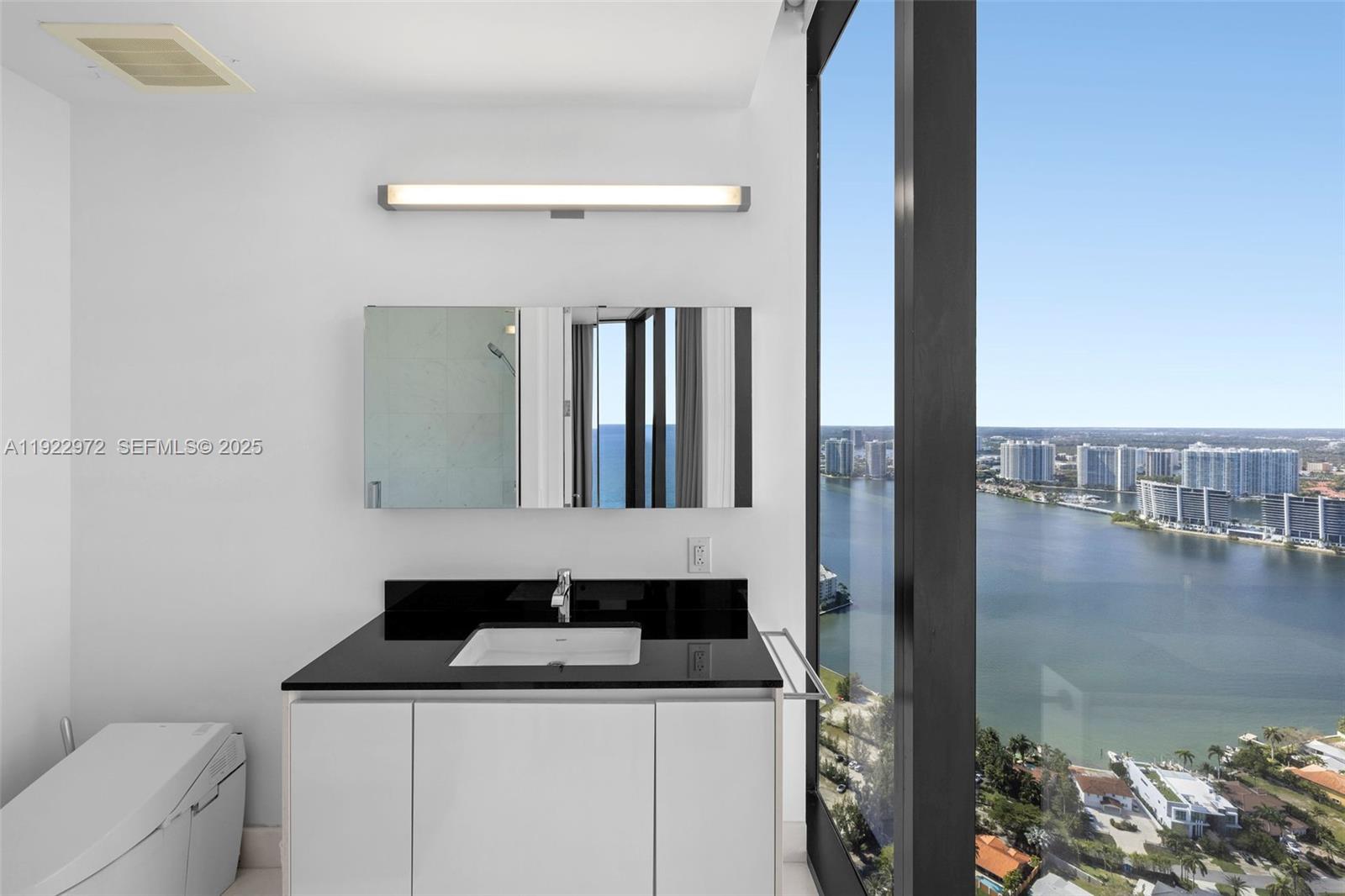 18555 COLLINS AVENUE COND - Residential Lease