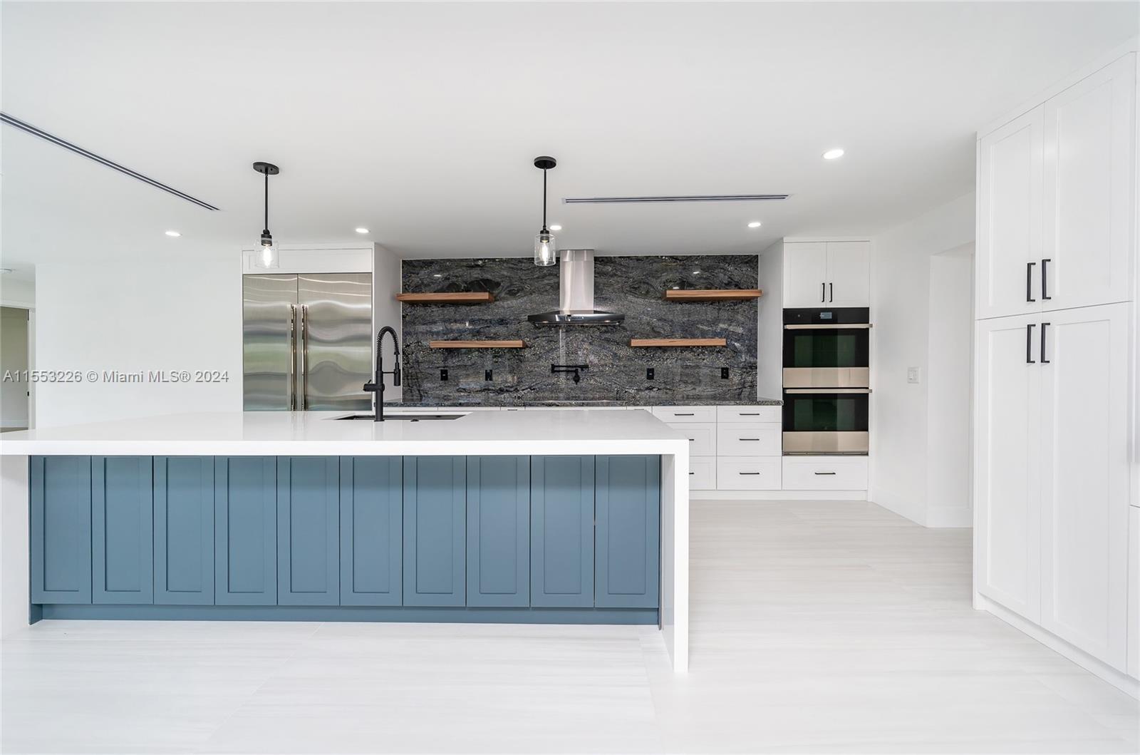 LAKESHORE SEC ONE - Residential