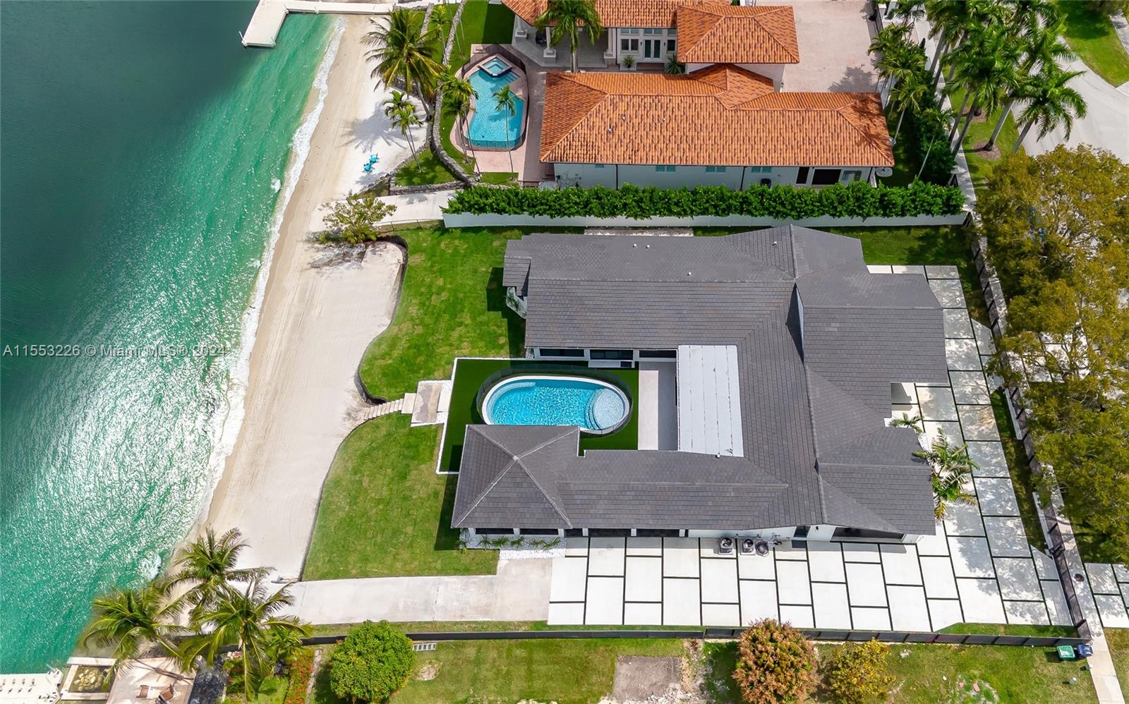 LAKESHORE SEC ONE - Residential