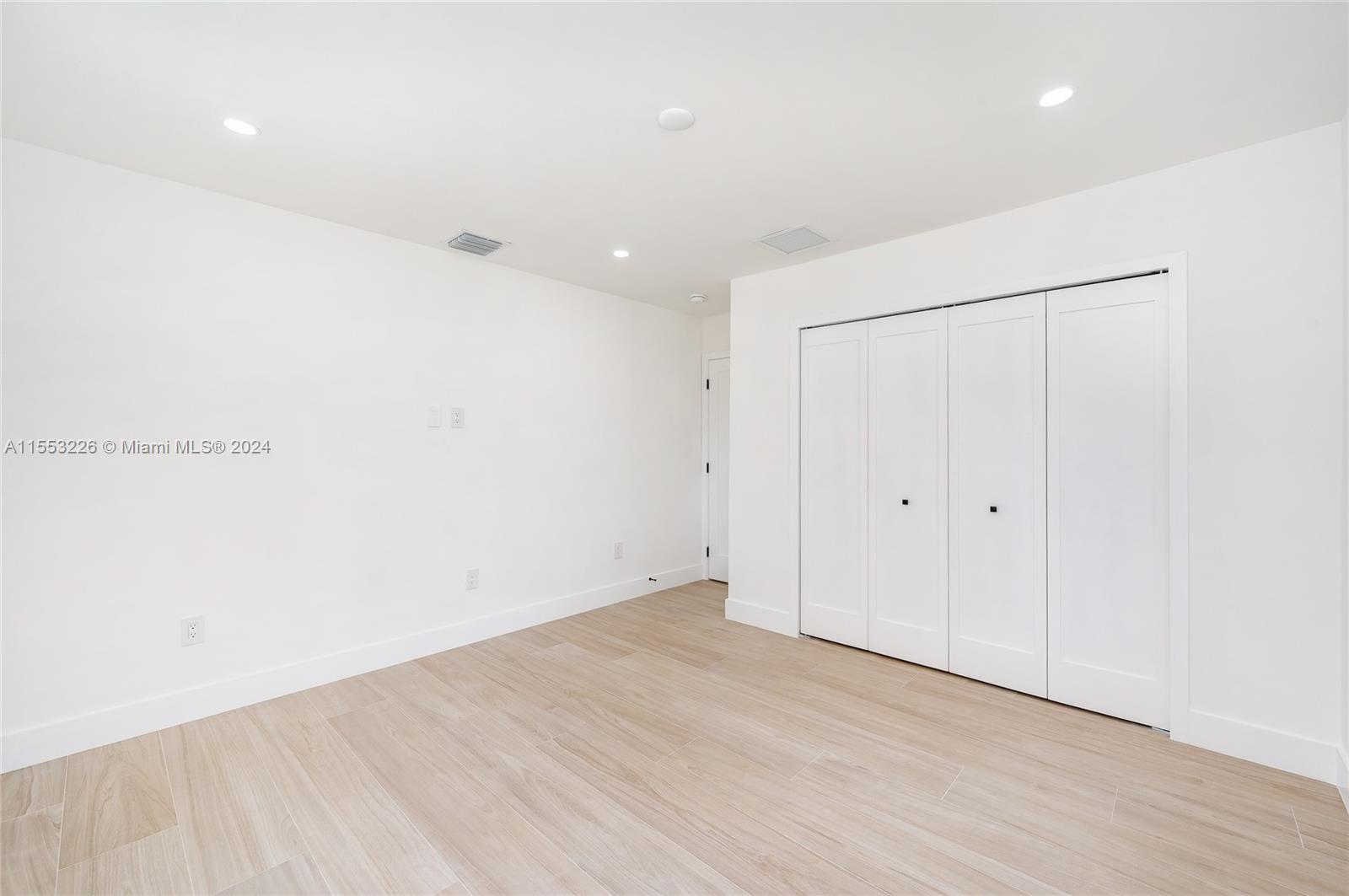 LAKESHORE SEC ONE - Residential