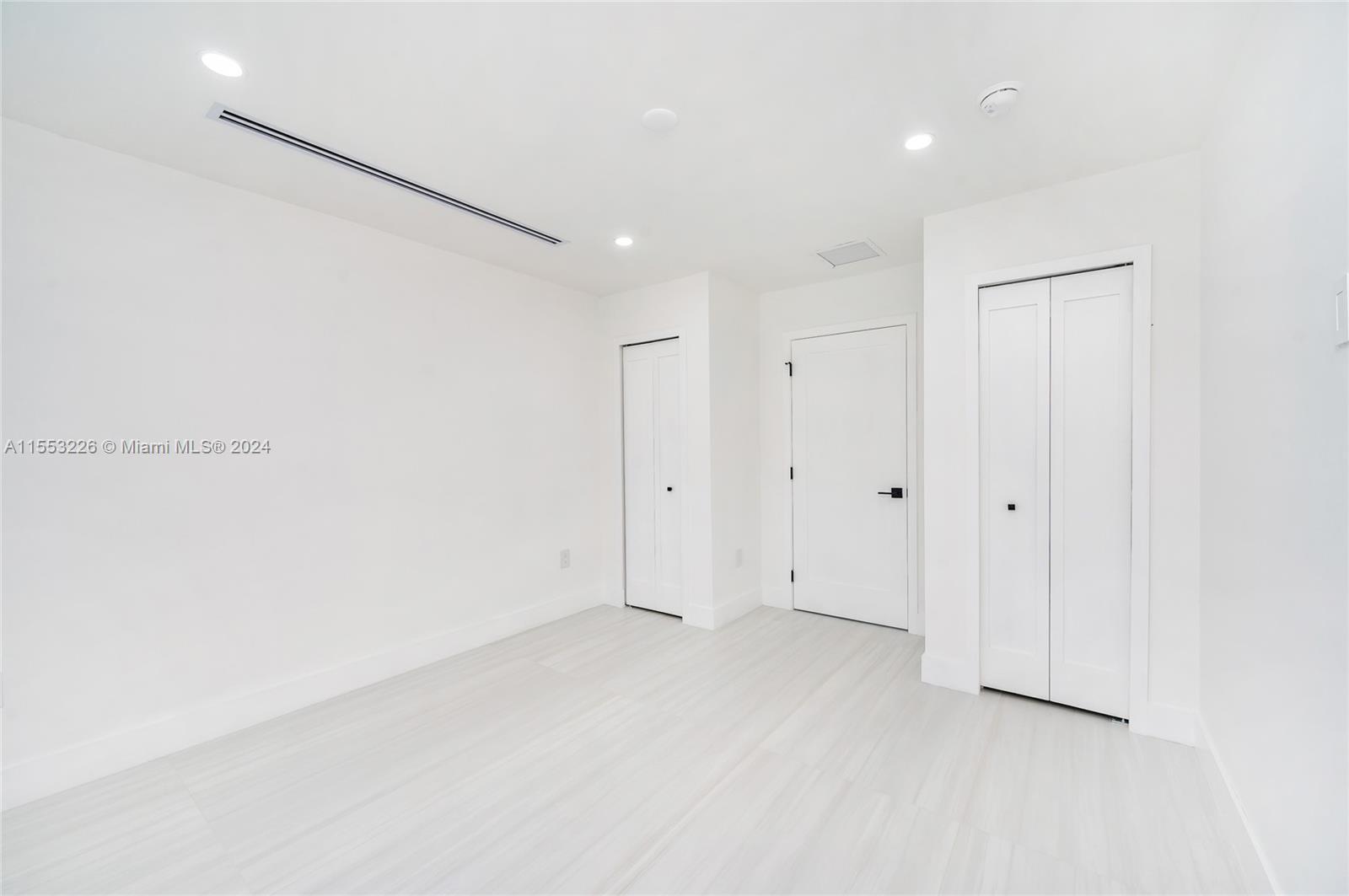 LAKESHORE SEC ONE - Residential