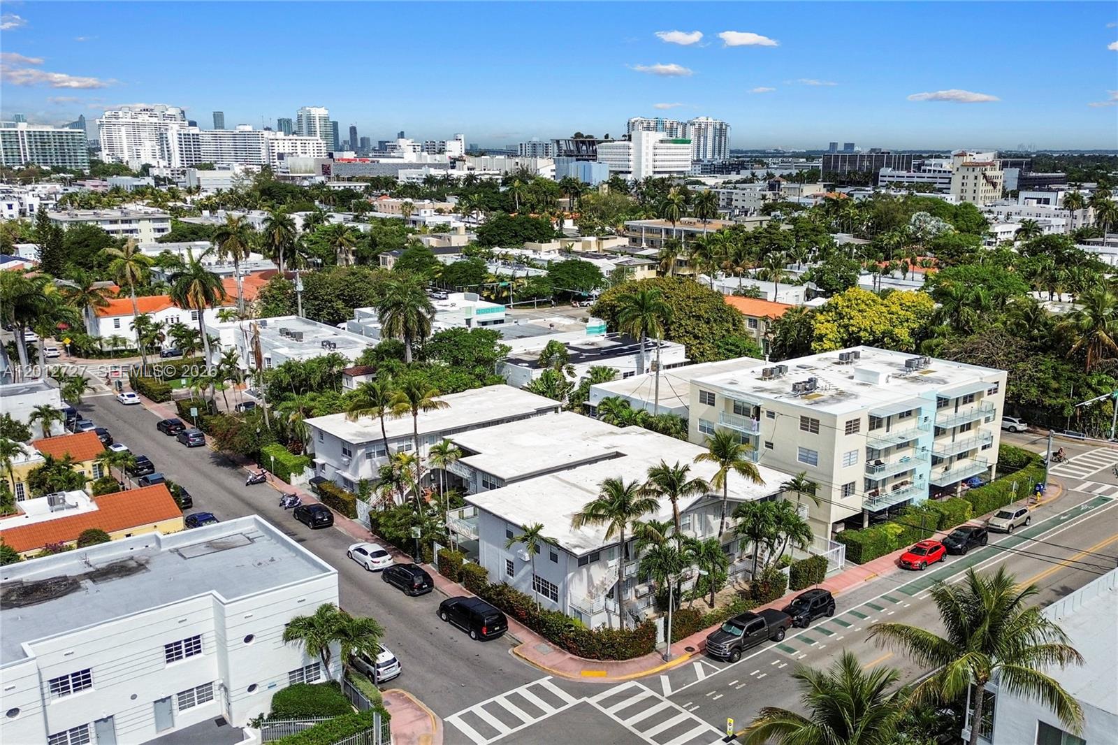 717 Espanola Way 111