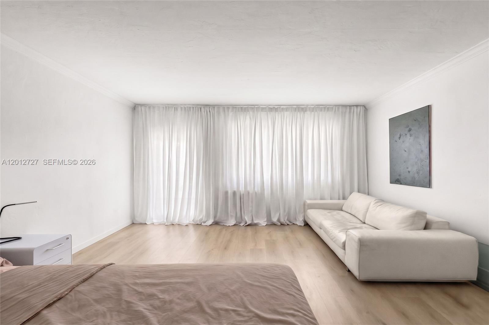 717 Espanola Way 111