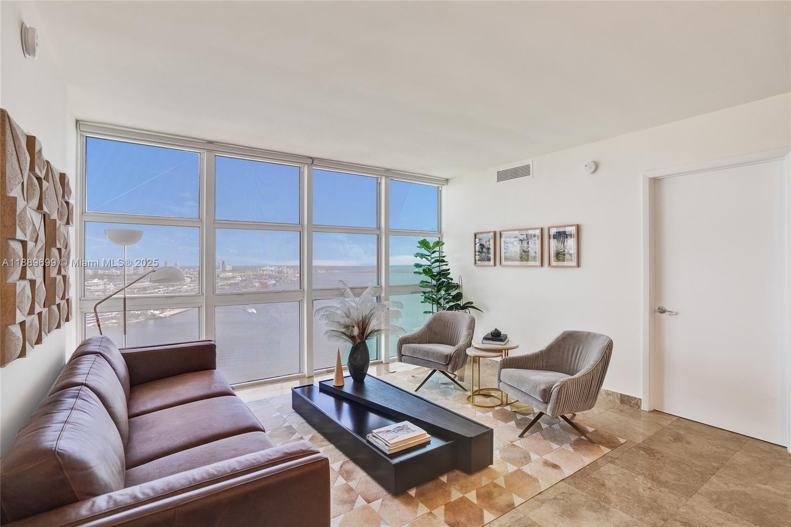 50 Biscayne Blvd 3908