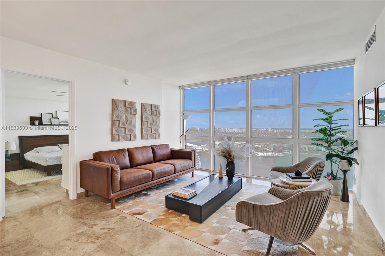 50 Biscayne Blvd 3908