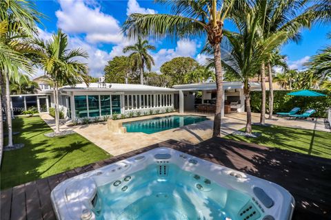 Tiny photo for 404 Coconut Isle Dr, Fort Lauderdale, FL 33301 (MLS # A12007099)