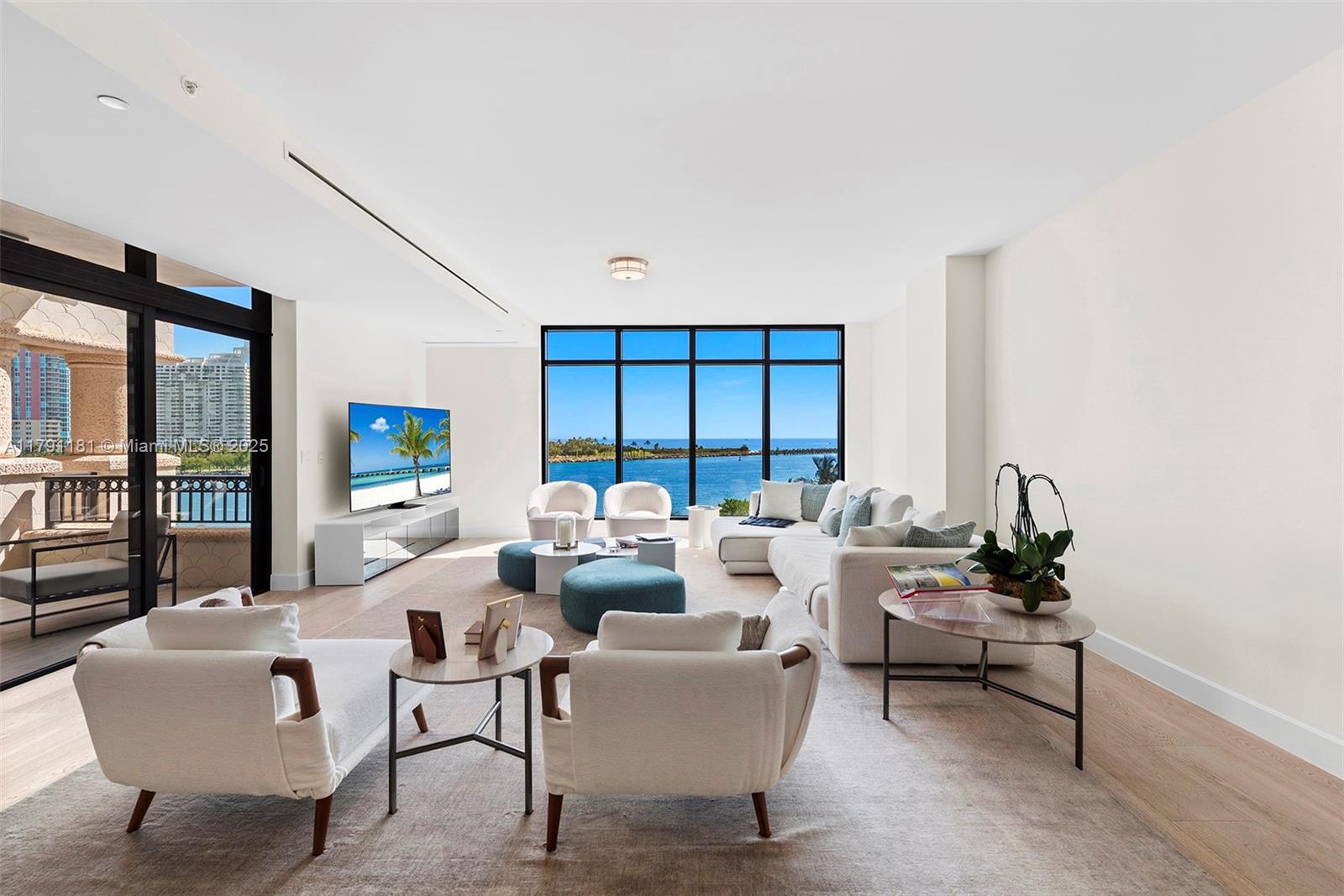 7055 Fisher Island Dr 7055