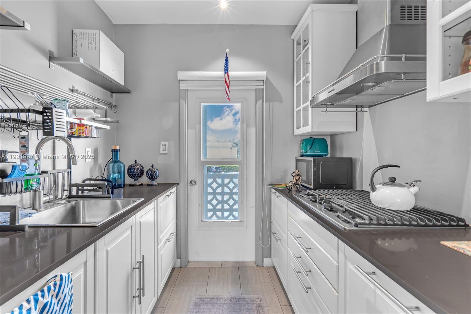 KEYSTONE ARMS CONDO - Residential Lease