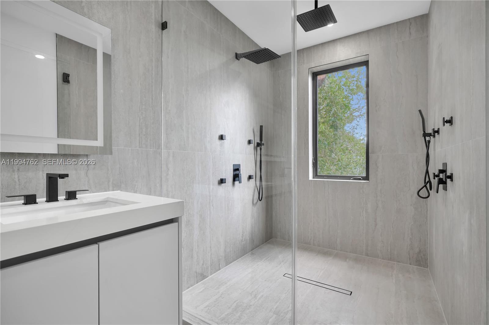 RAILWAY SHOPS ADDN 2ND AM - Residential