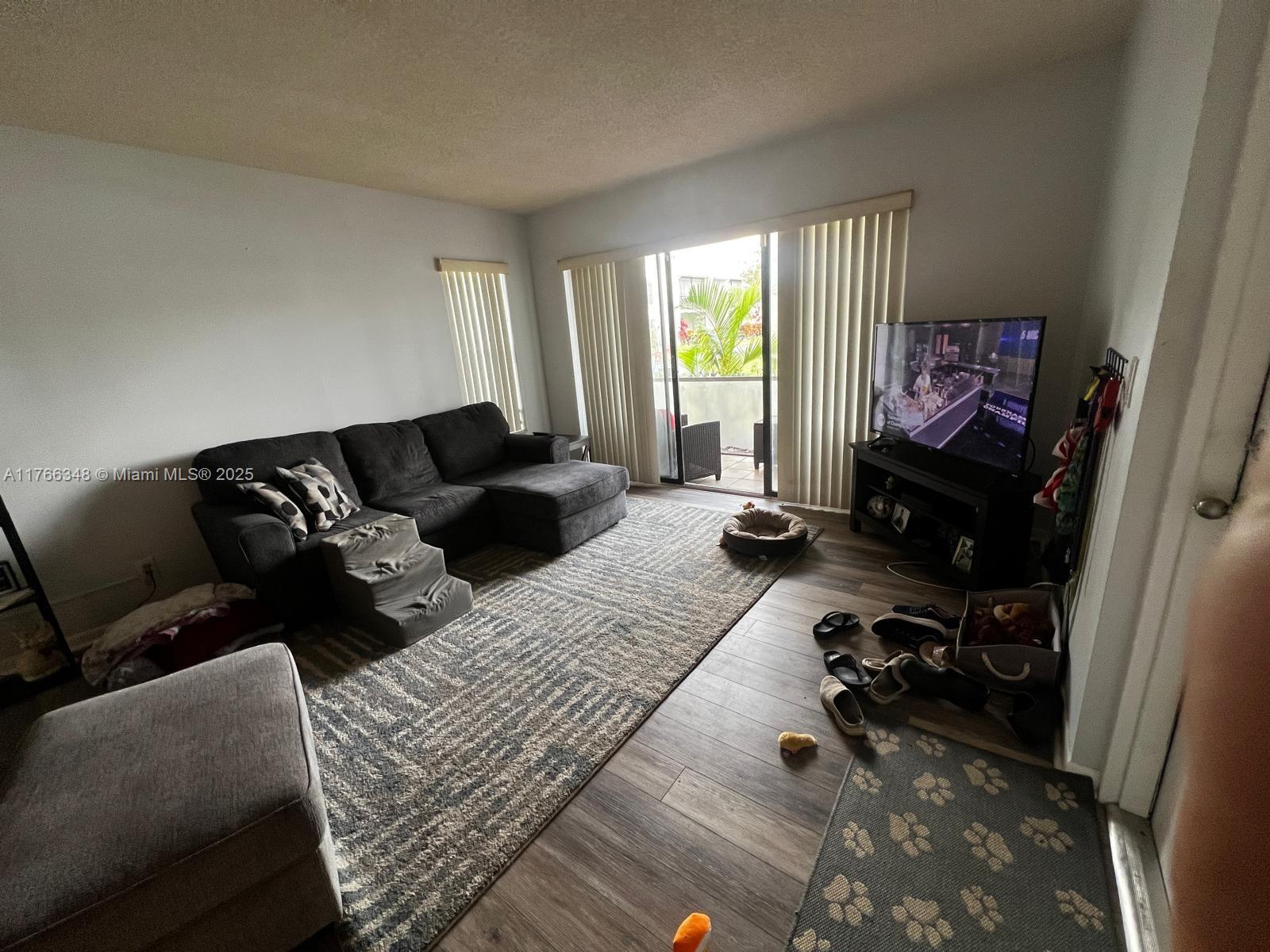 PALM CLUB VILLAGE II COND - Residential