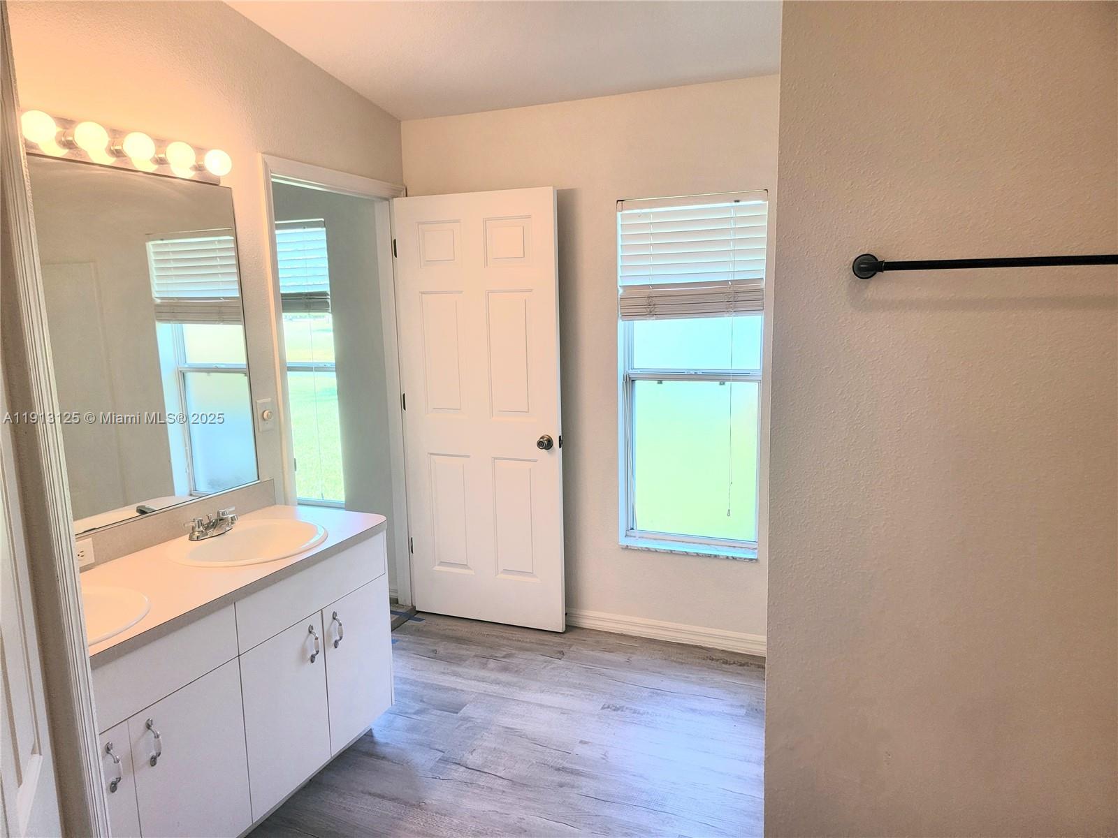 WATERFORD LAKES PHASE II - Residential