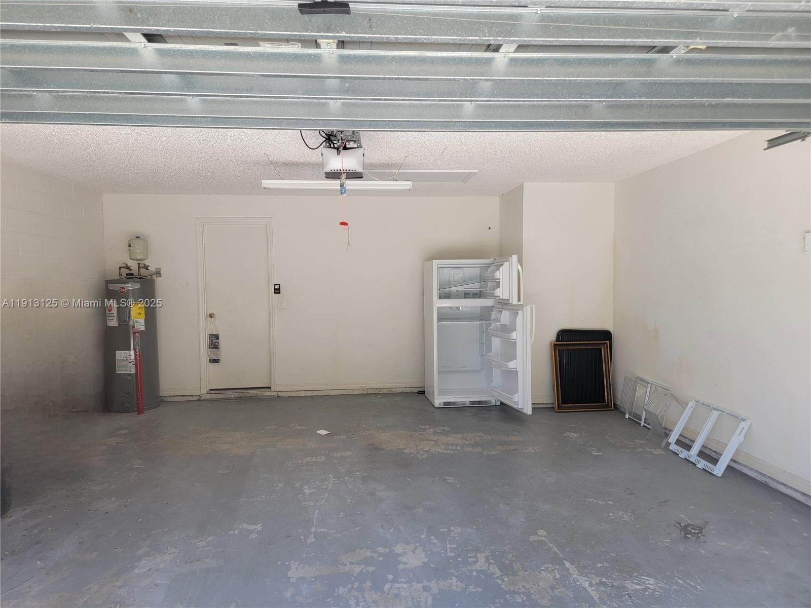 WATERFORD LAKES PHASE II - Residential