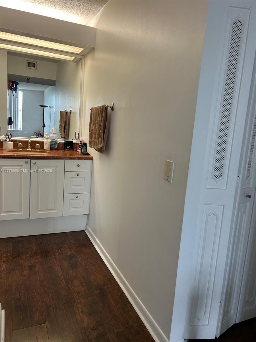 Greynolds Park Club Condo - Residential