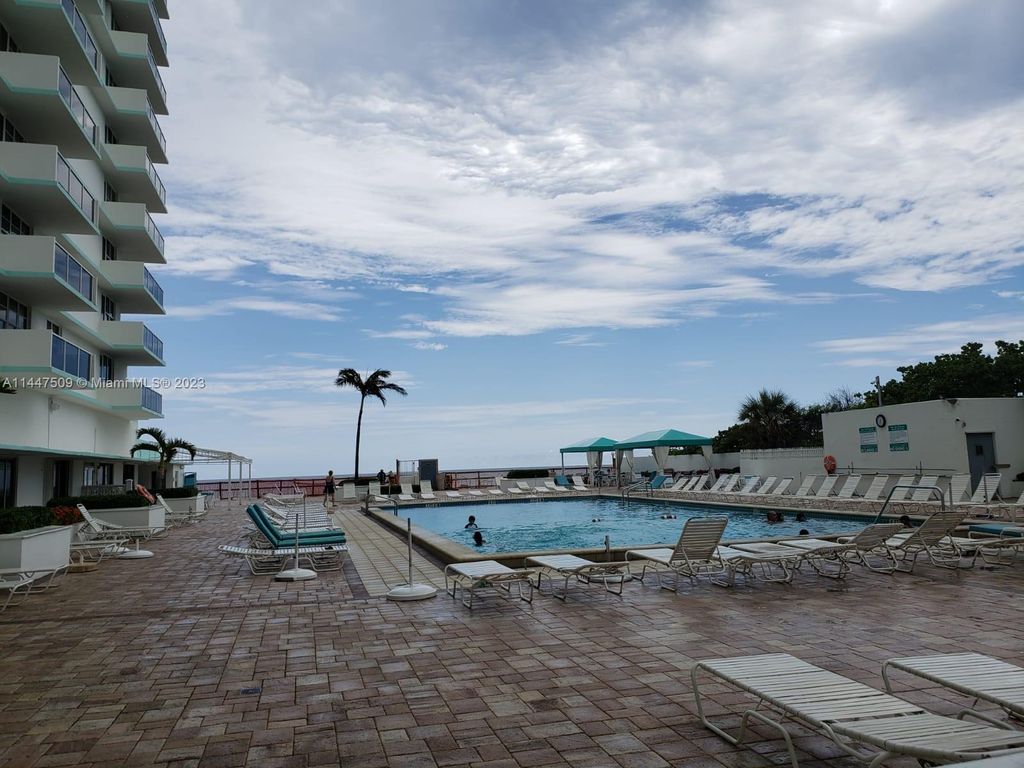 Photo of 3725 S Ocean Dr #725, Hollywood, FL 33019 (MLS # A11447509)