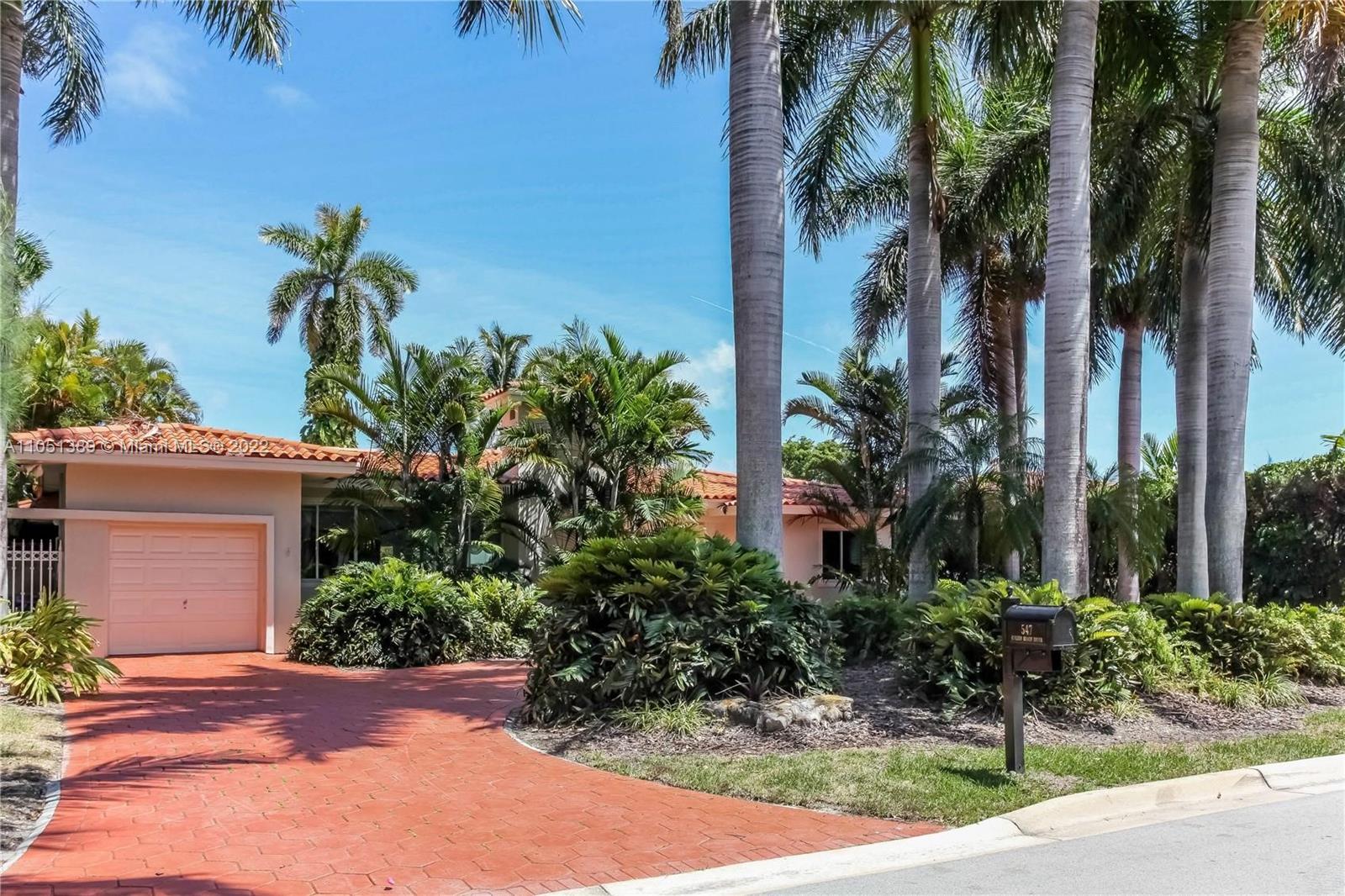 GOLDEN BEACH SEC F - Residential