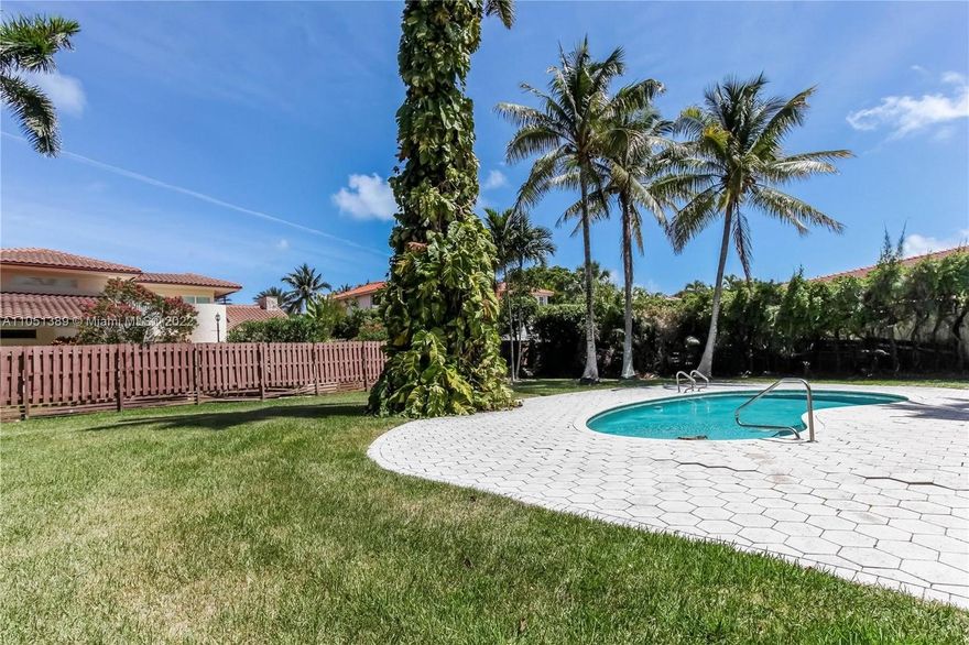 SPRAWLING OVERSIZED 15,000 SQ FT INTERIOR GOLDEN BEACH LOT ACROSS FROM THE PRIVATE PARK. This is one of the last oversized lots left inside the neighborhood. The home sits in one of the best locations, in front of a private park with lots of greenery. This property is ideal for a family with children. The home measures approximately 2300/sf consisting of 3 bedrooms, 3 full bathrooms and Italian marble floors throughout the home. The home has a very open layout, which allows it to flow nicely. A massive backyard with plenty of space to satisfy a true entertainer's needs. This is an incredible opportunity for both an end user, and developer. Very easy to show.