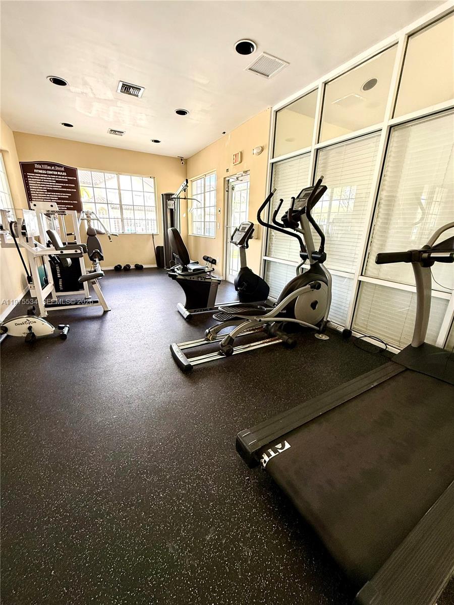 IBIS VILLAS AT DORAL COND - Residential Lease