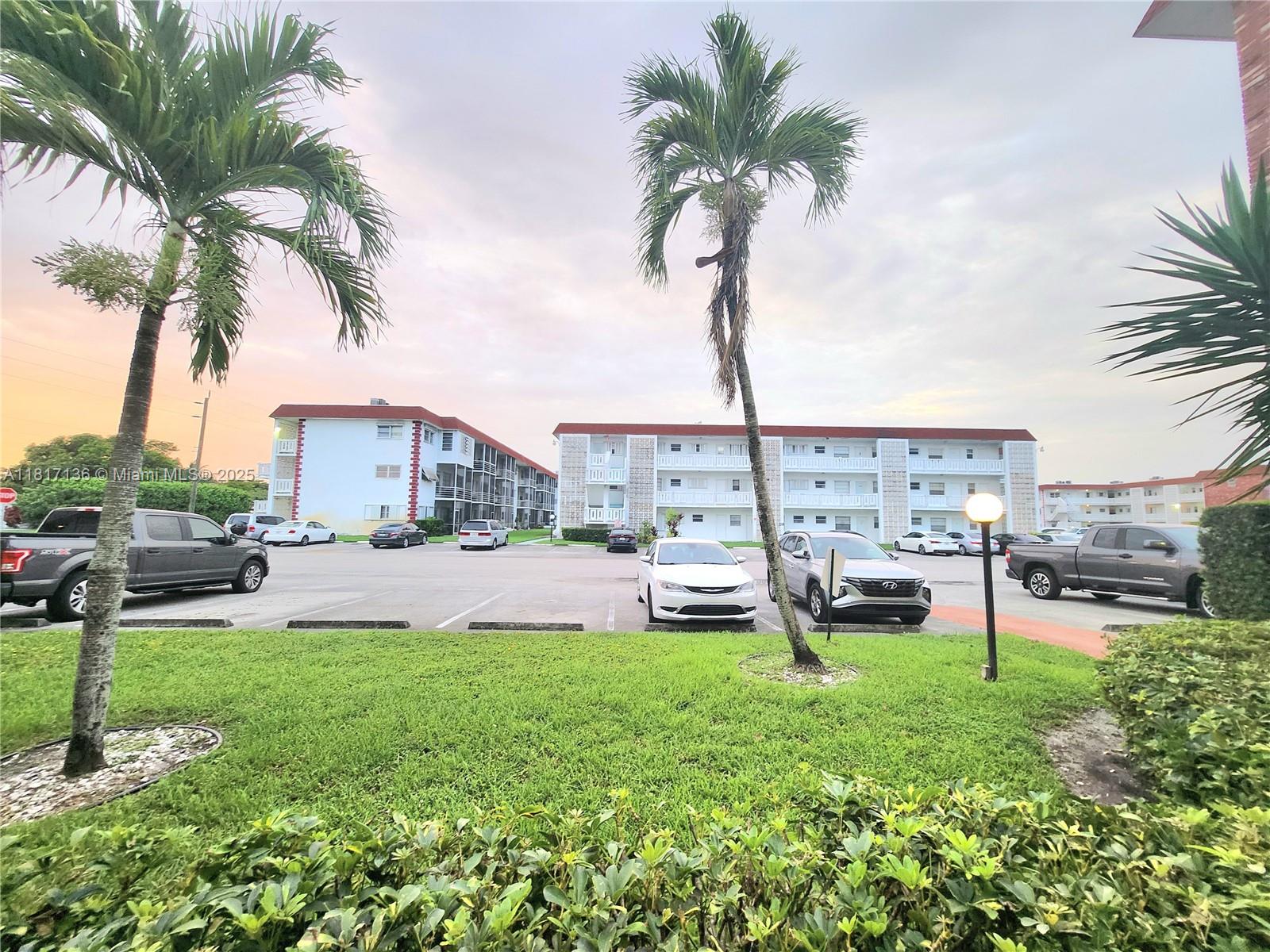 Property for Sale at 4310 Nw 12th Ct 108, Lauderhill, Miami-Dade County, Florida - Bedrooms: 1 
Bathrooms: 1  - $89,000