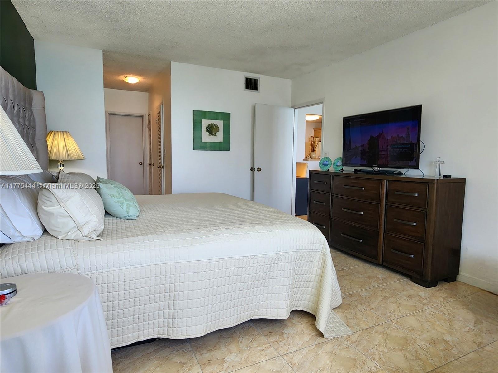 SEA AIR TOWERS CONDO - Residential