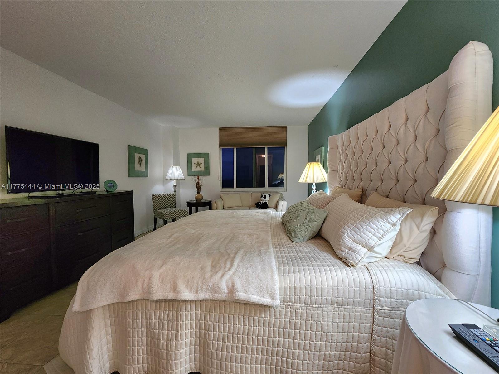 SEA AIR TOWERS CONDO - Residential