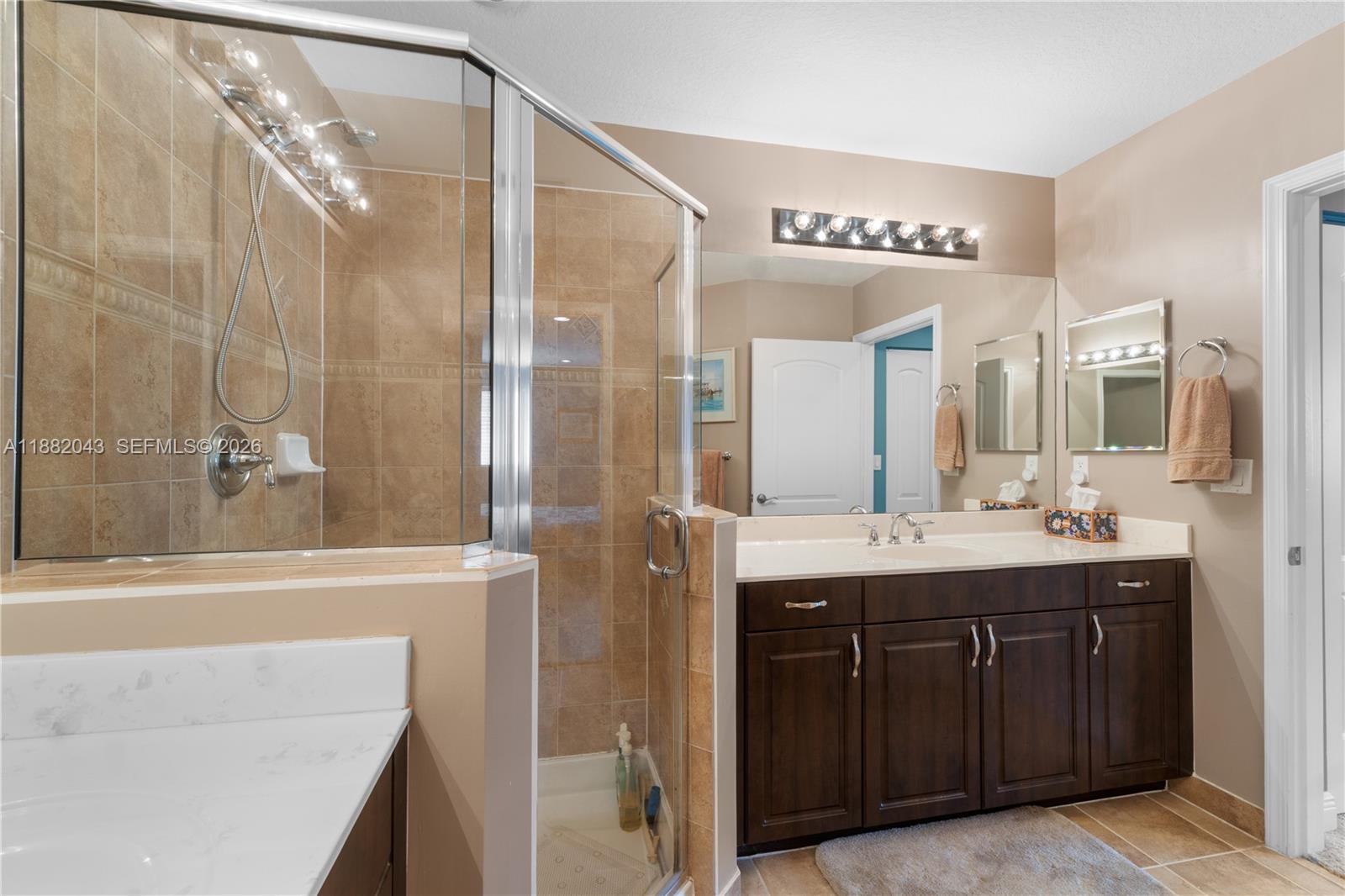 SADDLE BRIDGE - Residential