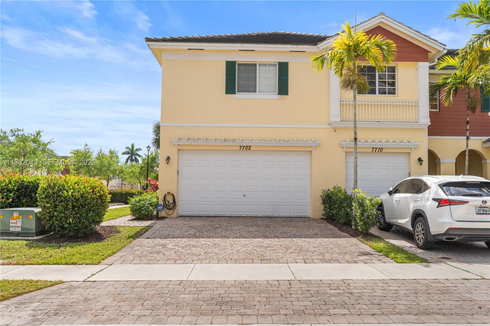 SADDLE BRIDGE - Residential