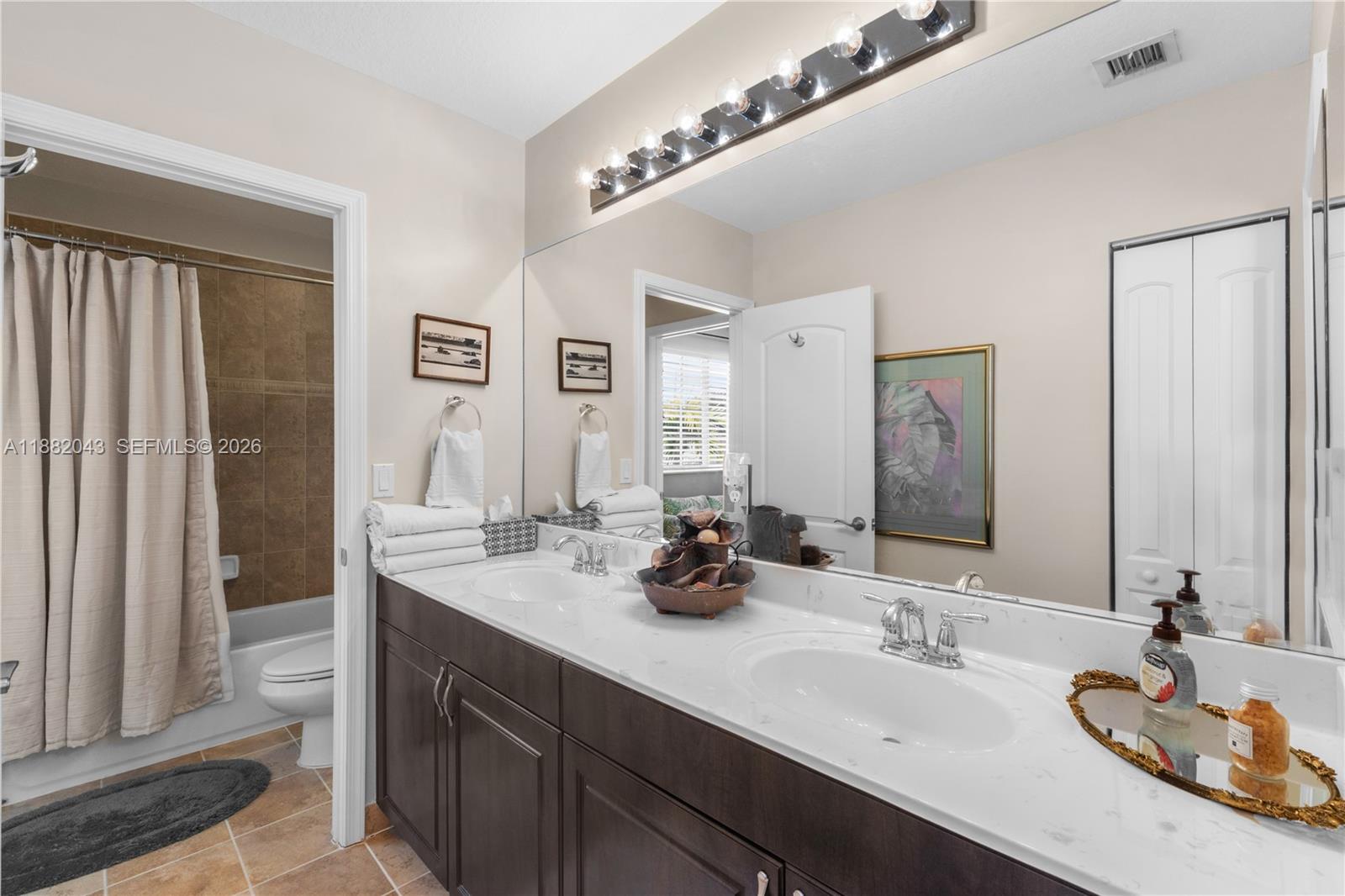 SADDLE BRIDGE - Residential